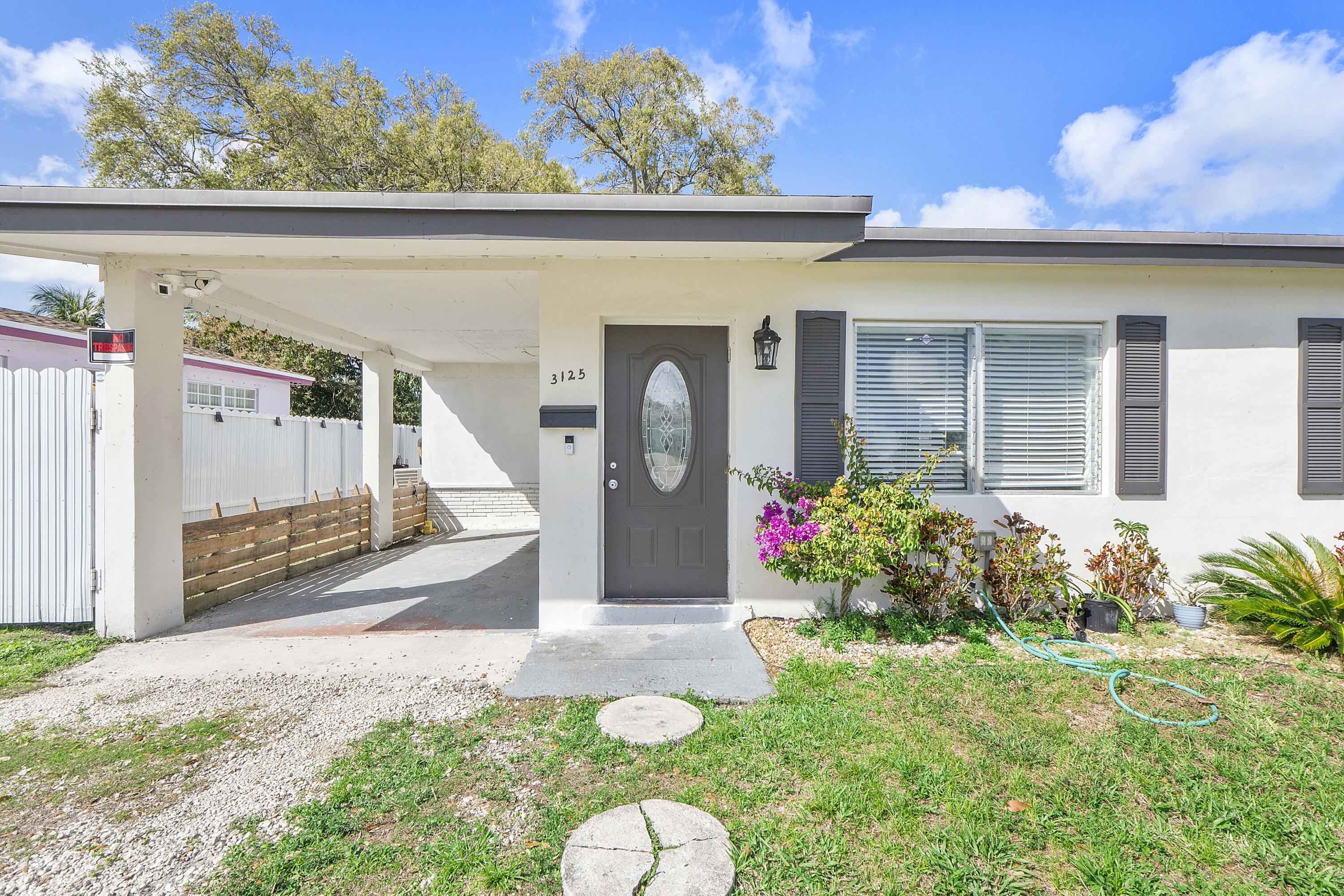 BREEZYWAY MANOR ADD - Residential