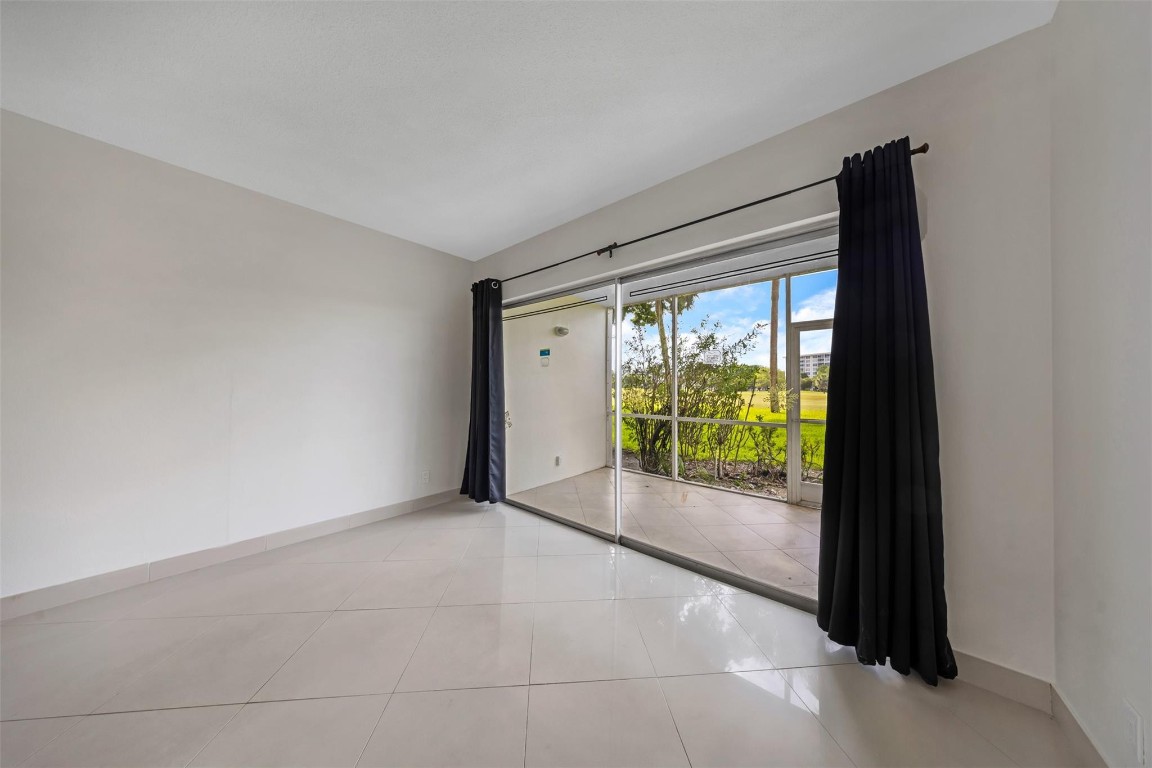 palm aire countryclub - Residential