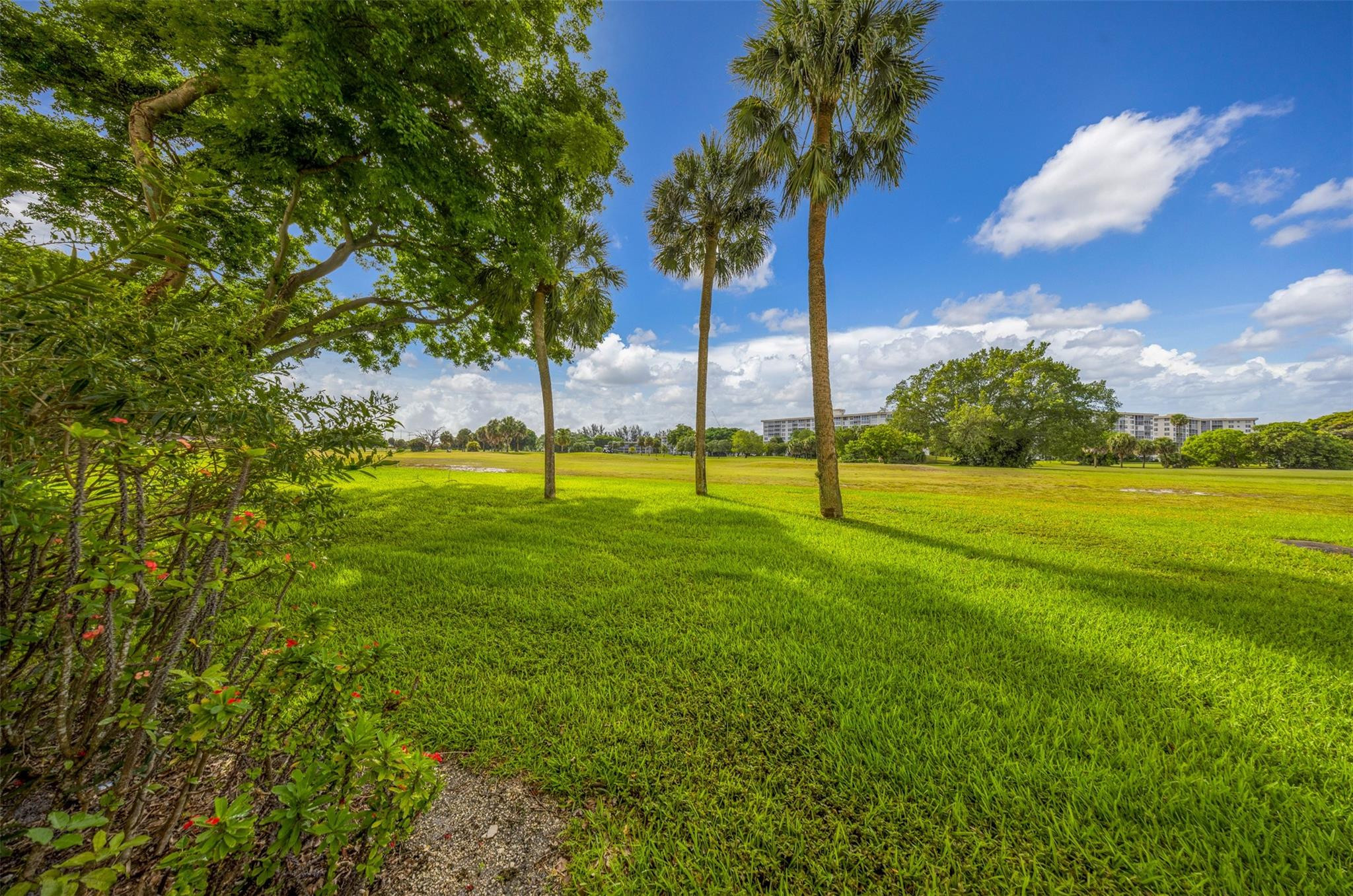 palm aire countryclub - Residential