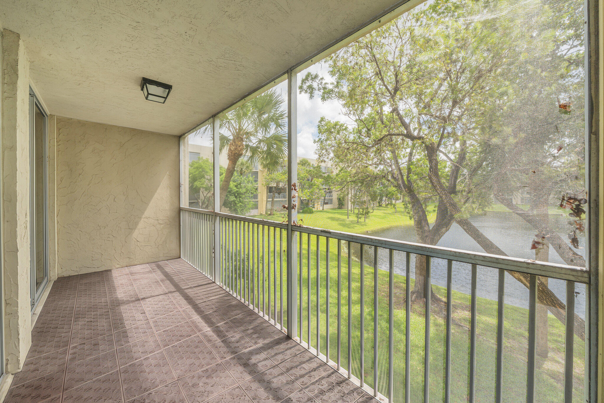 CYPRESS CHASE NORTH NO 1 CONDO - Residential