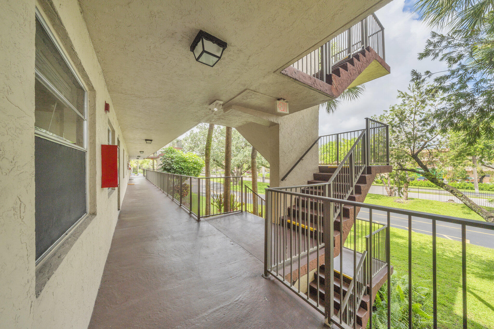CYPRESS CHASE NORTH NO 1 CONDO - Residential