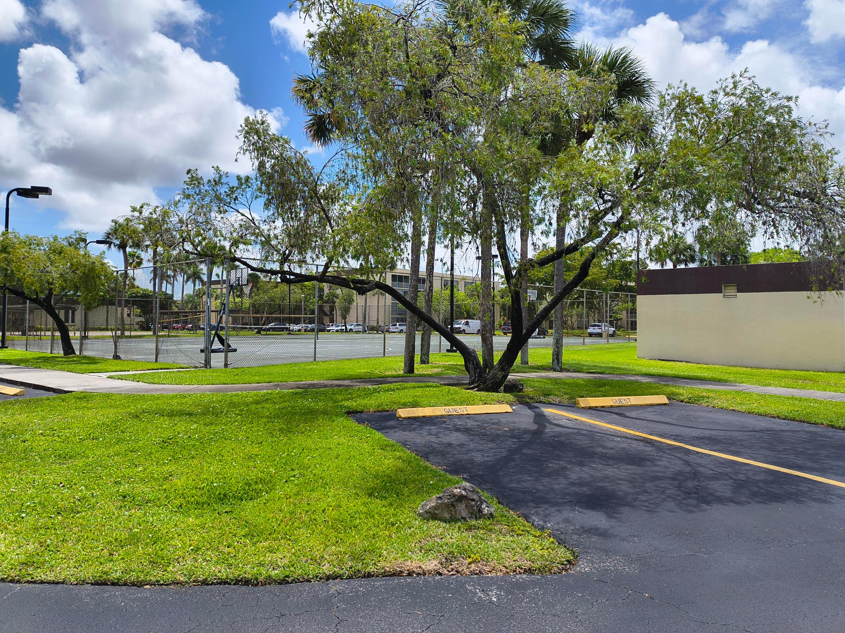 CYPRESS CHASE NORTH NO 1 CONDO - Residential