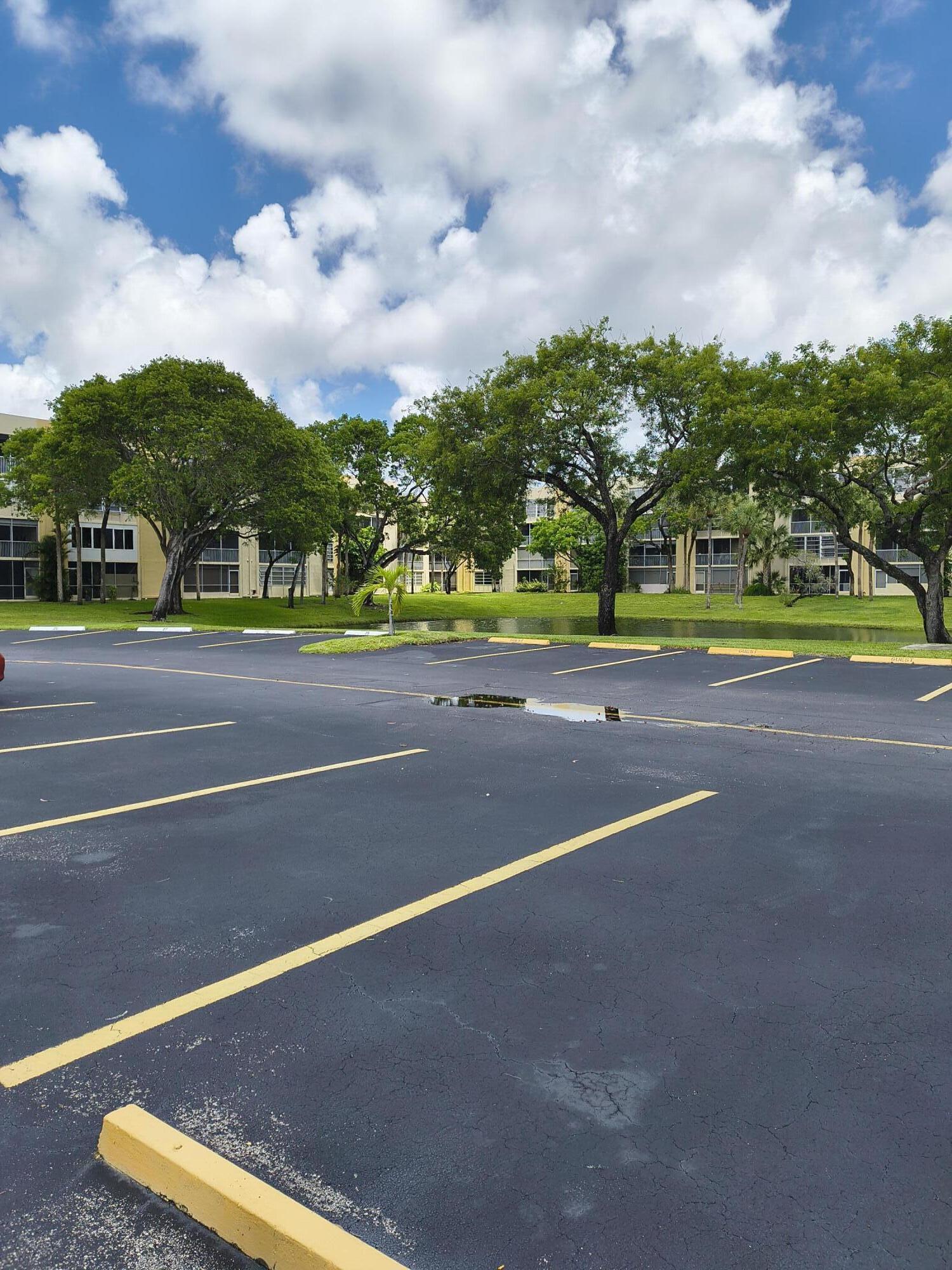 CYPRESS CHASE NORTH NO 1 CONDO - Residential