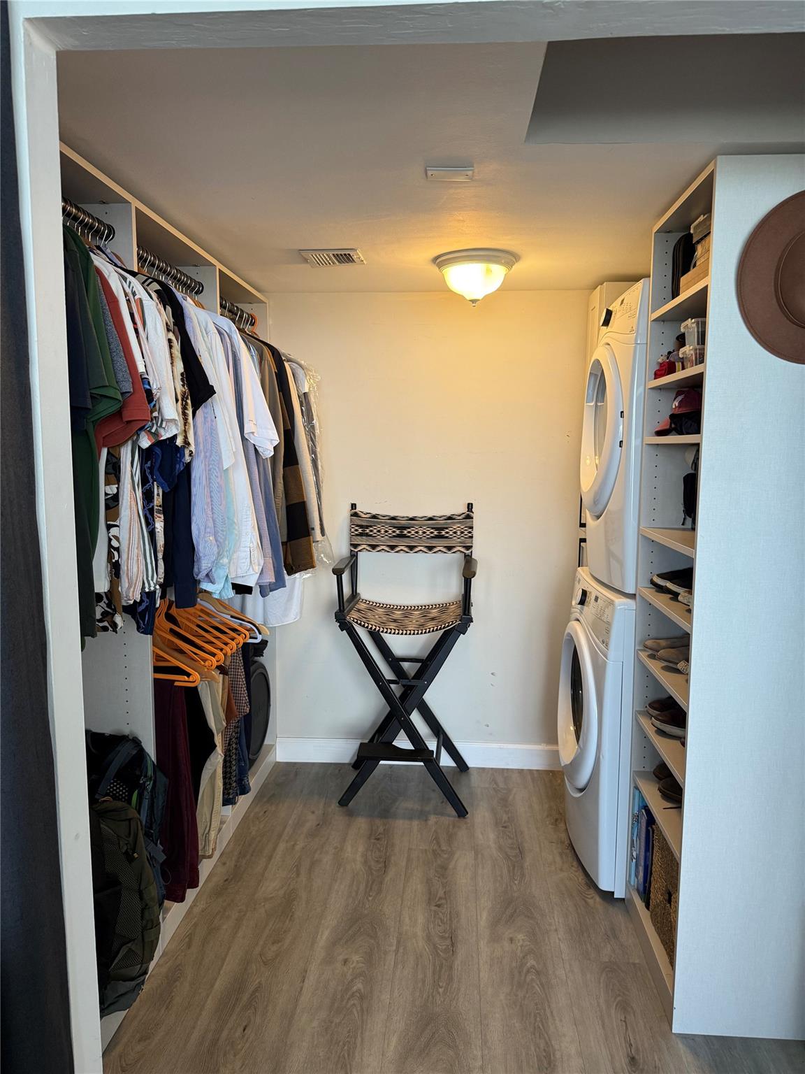 The Palm Bay Yacht Club - Residential Lease