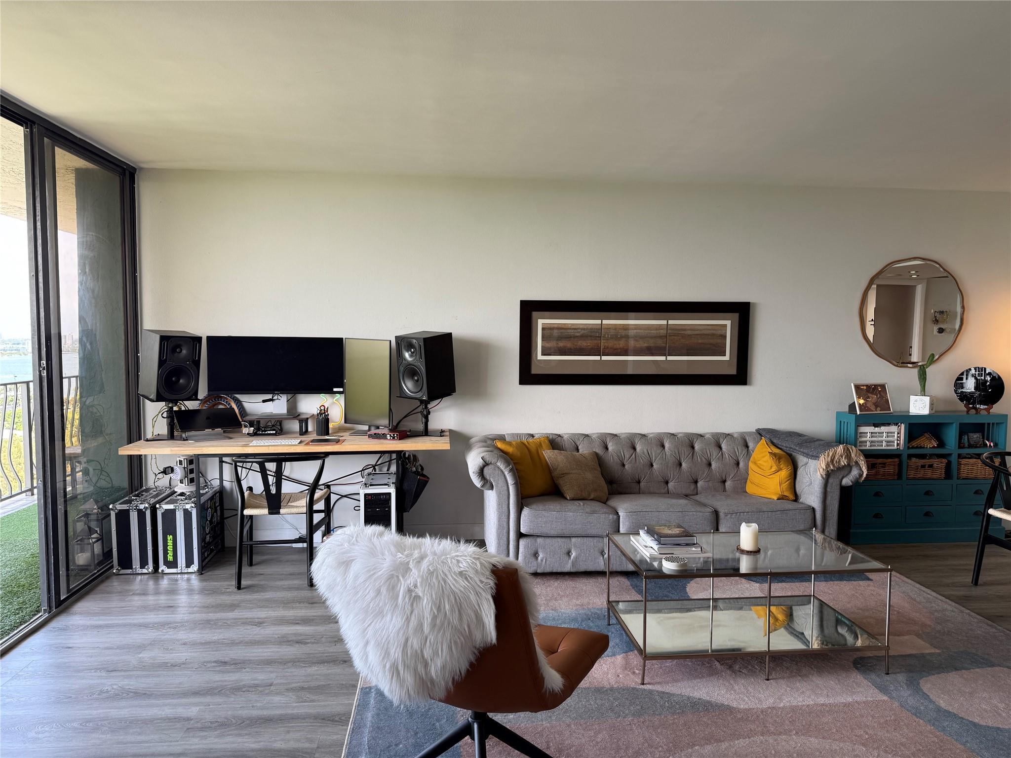 The Palm Bay Yacht Club - Residential Lease