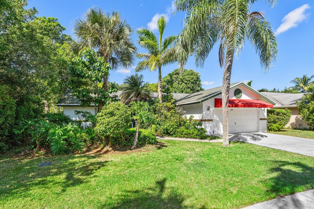 Photo of 7601 Texas Trail, Boca Raton, FL 33487 (MLS # R11132925)
