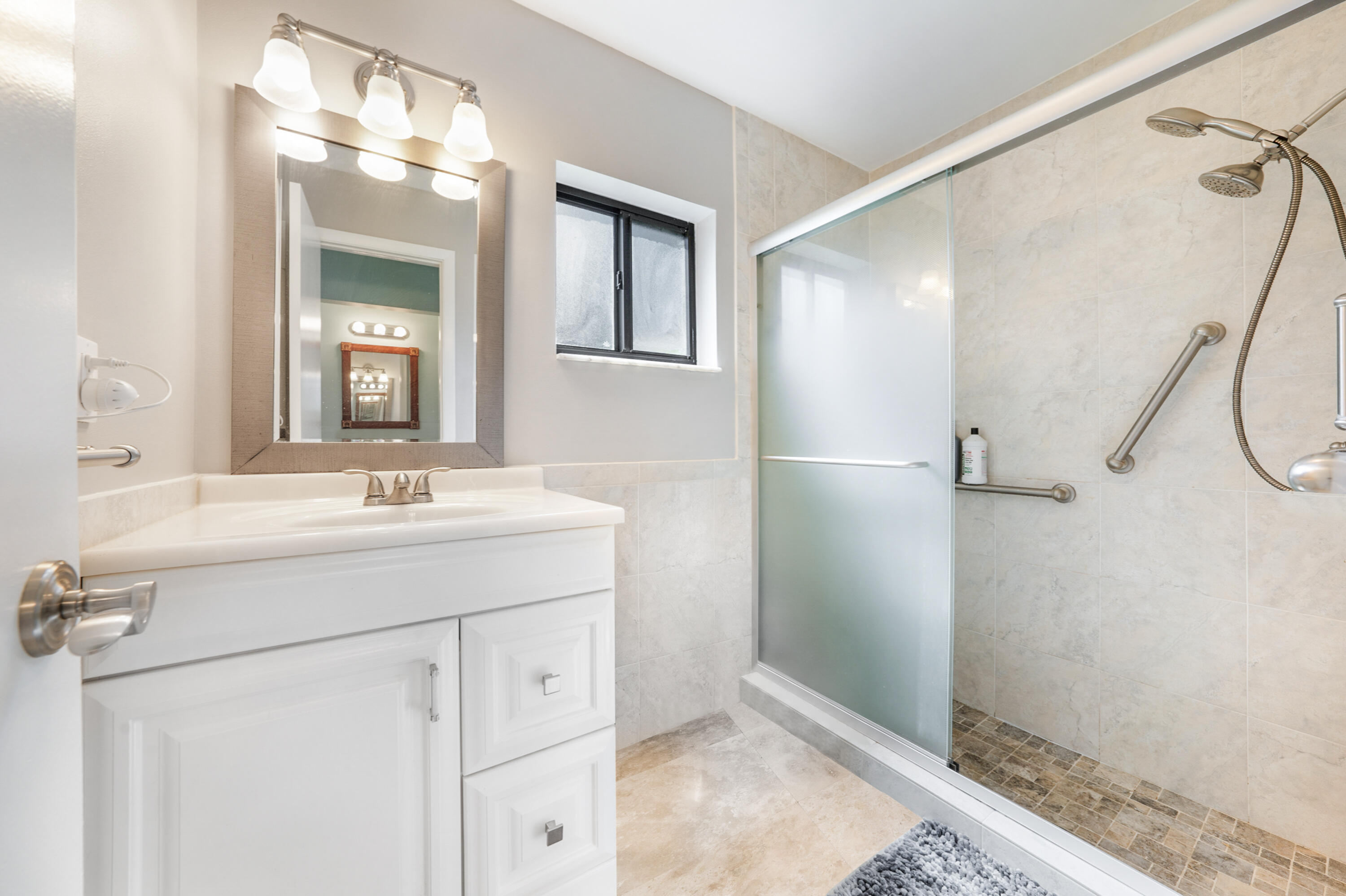 COCO WOOD LAKES - Residential