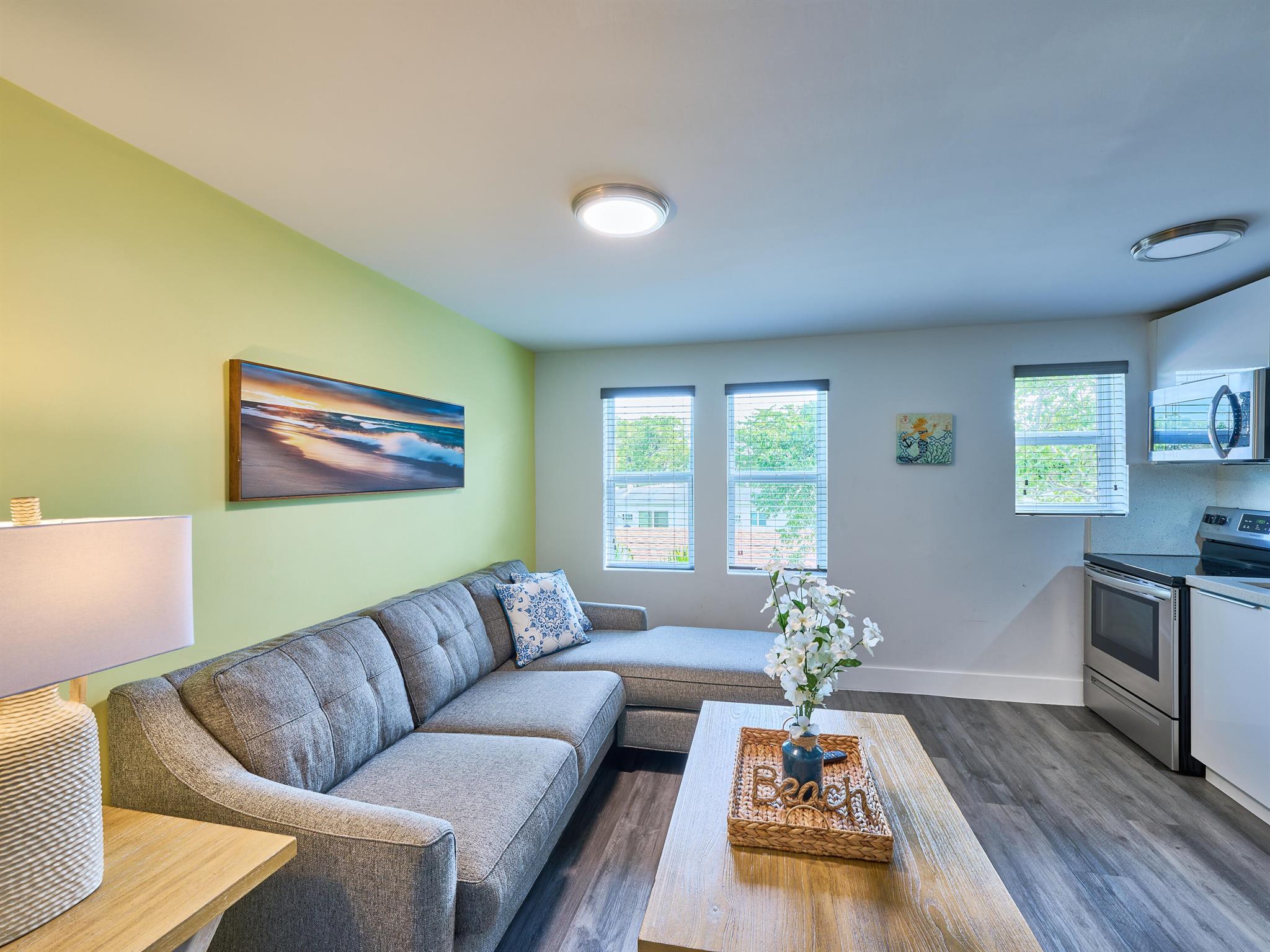 HOLLYWOOD SOUTH SIDE ADD - Residential Lease