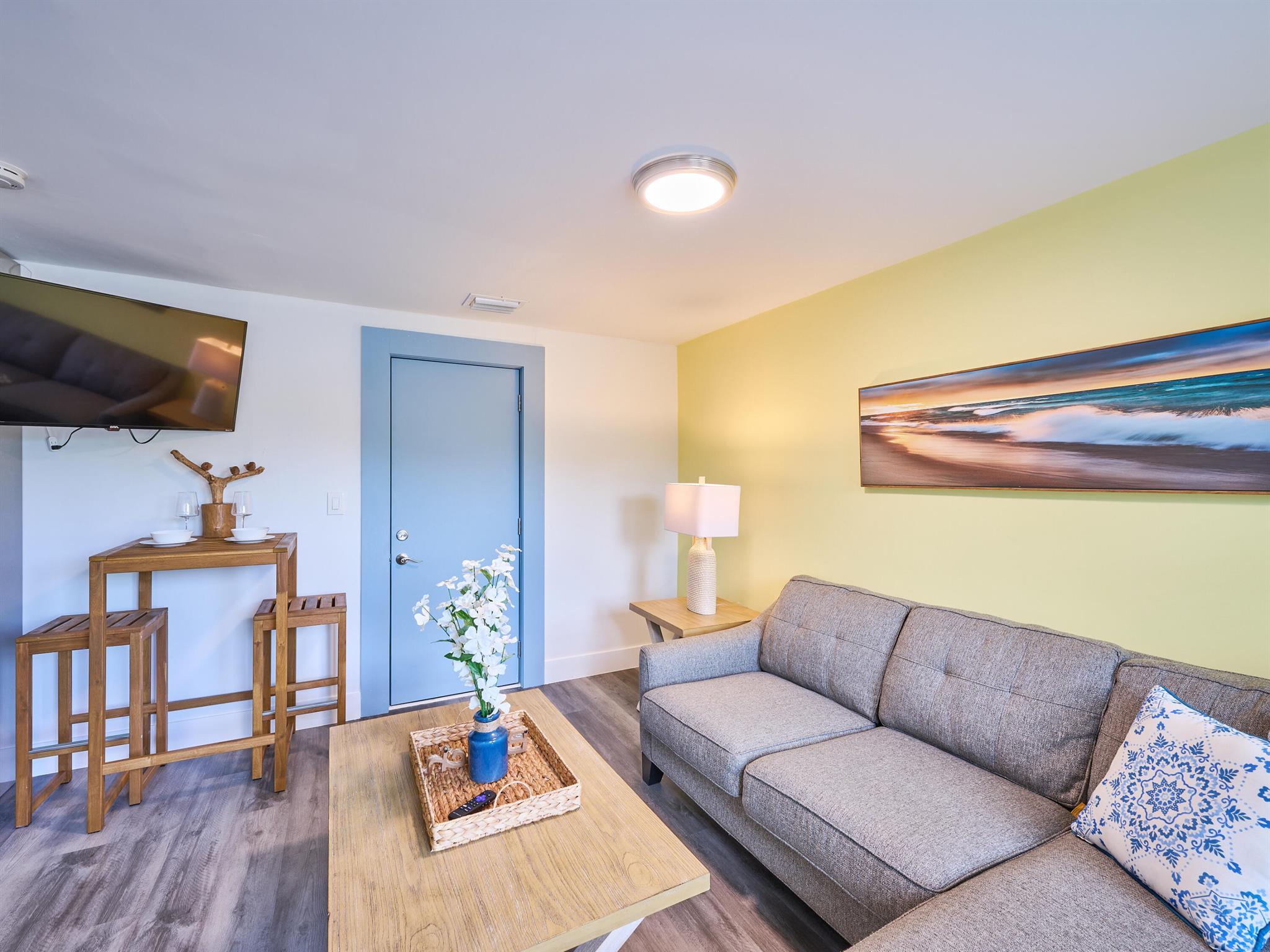HOLLYWOOD SOUTH SIDE ADD - Residential Lease