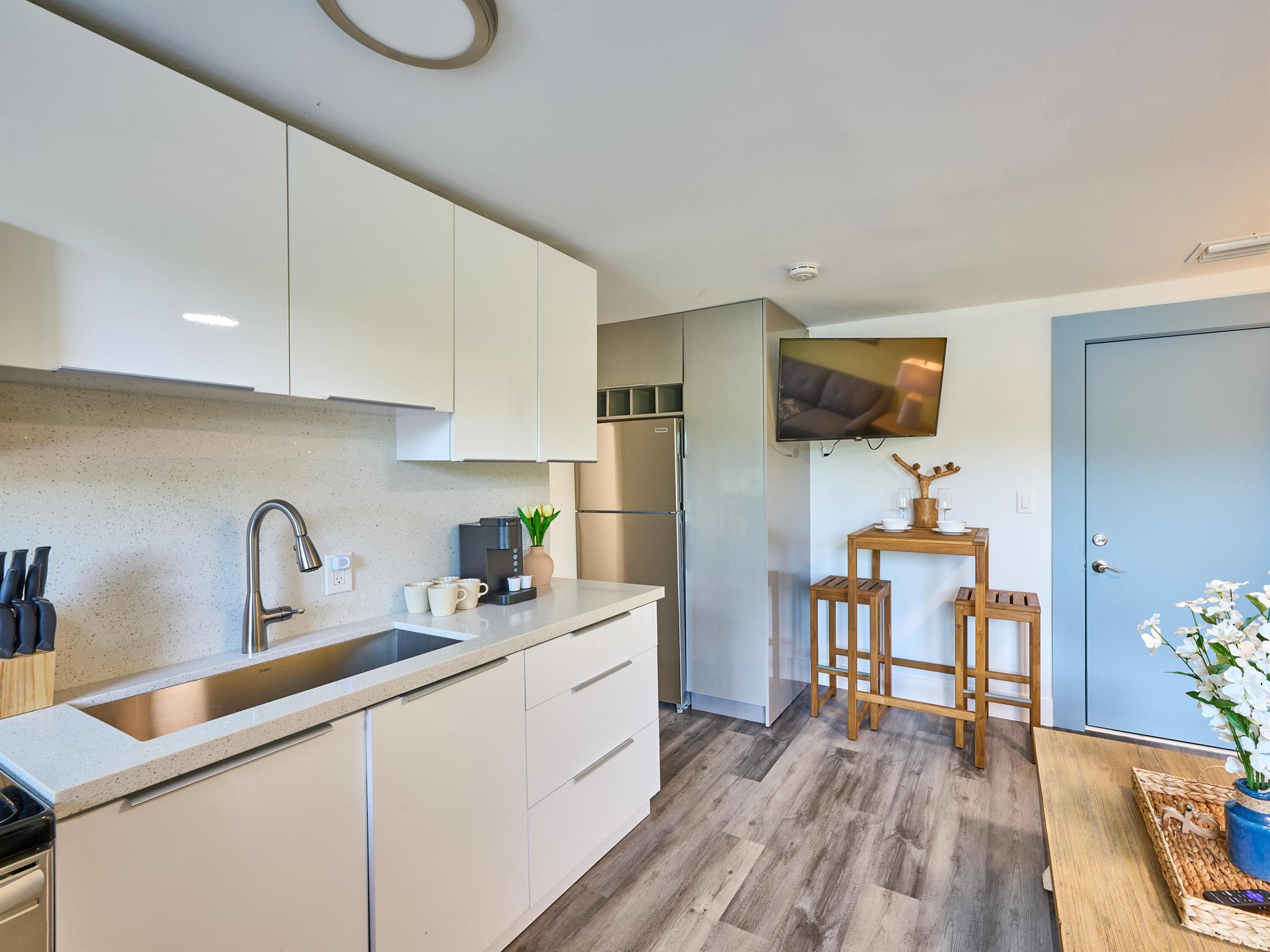 HOLLYWOOD SOUTH SIDE ADD - Residential Lease