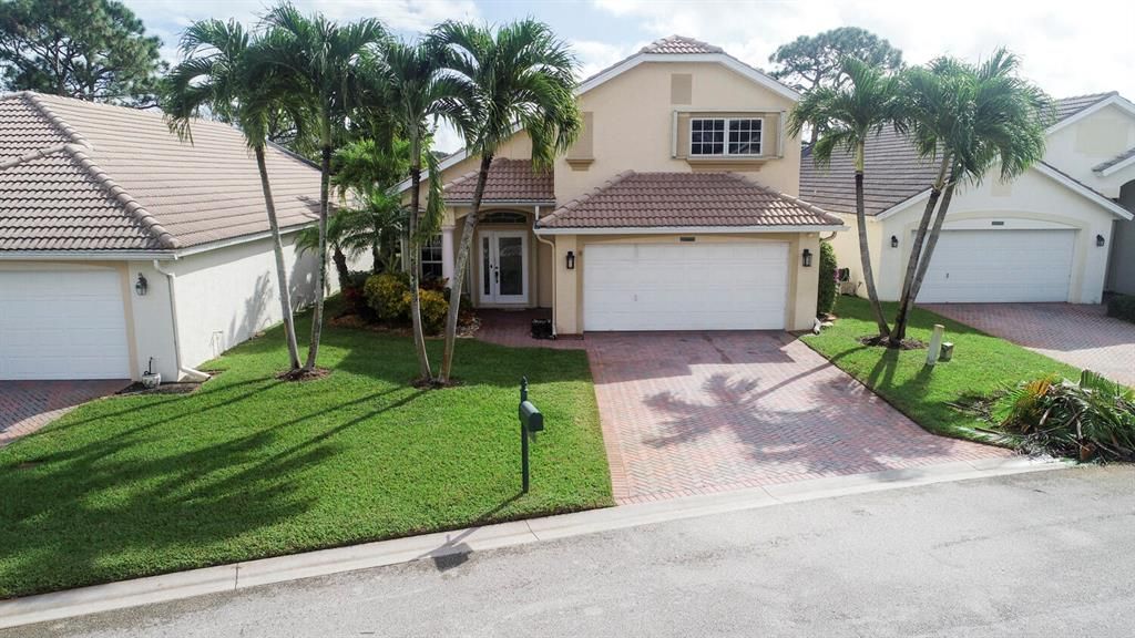 Photo of 12215 SE Plandome Drive, Hobe Sound, FL 33455 (MLS # R10777288)