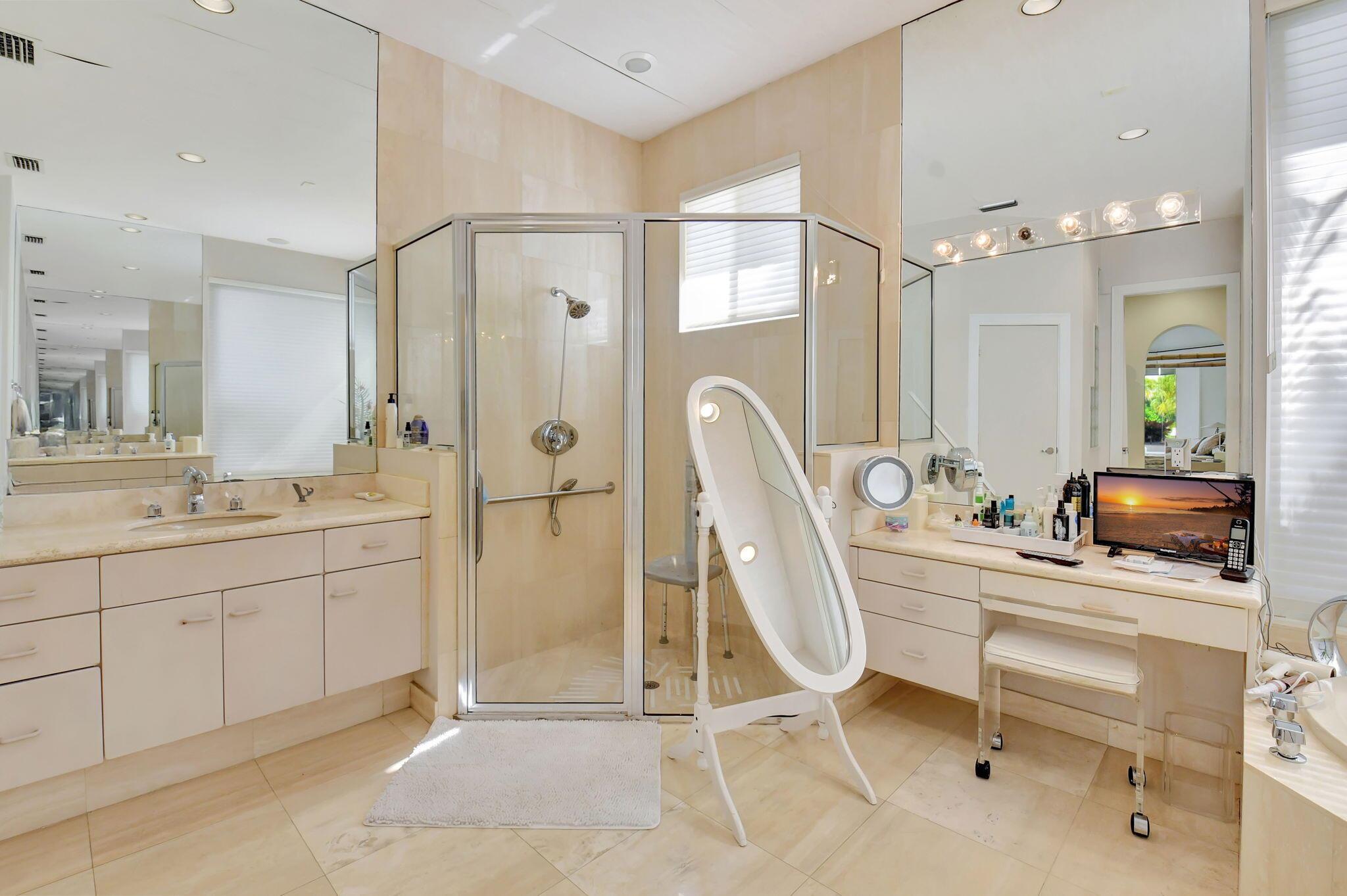 ST ANDREWS COUNTRY CLUB - Residential