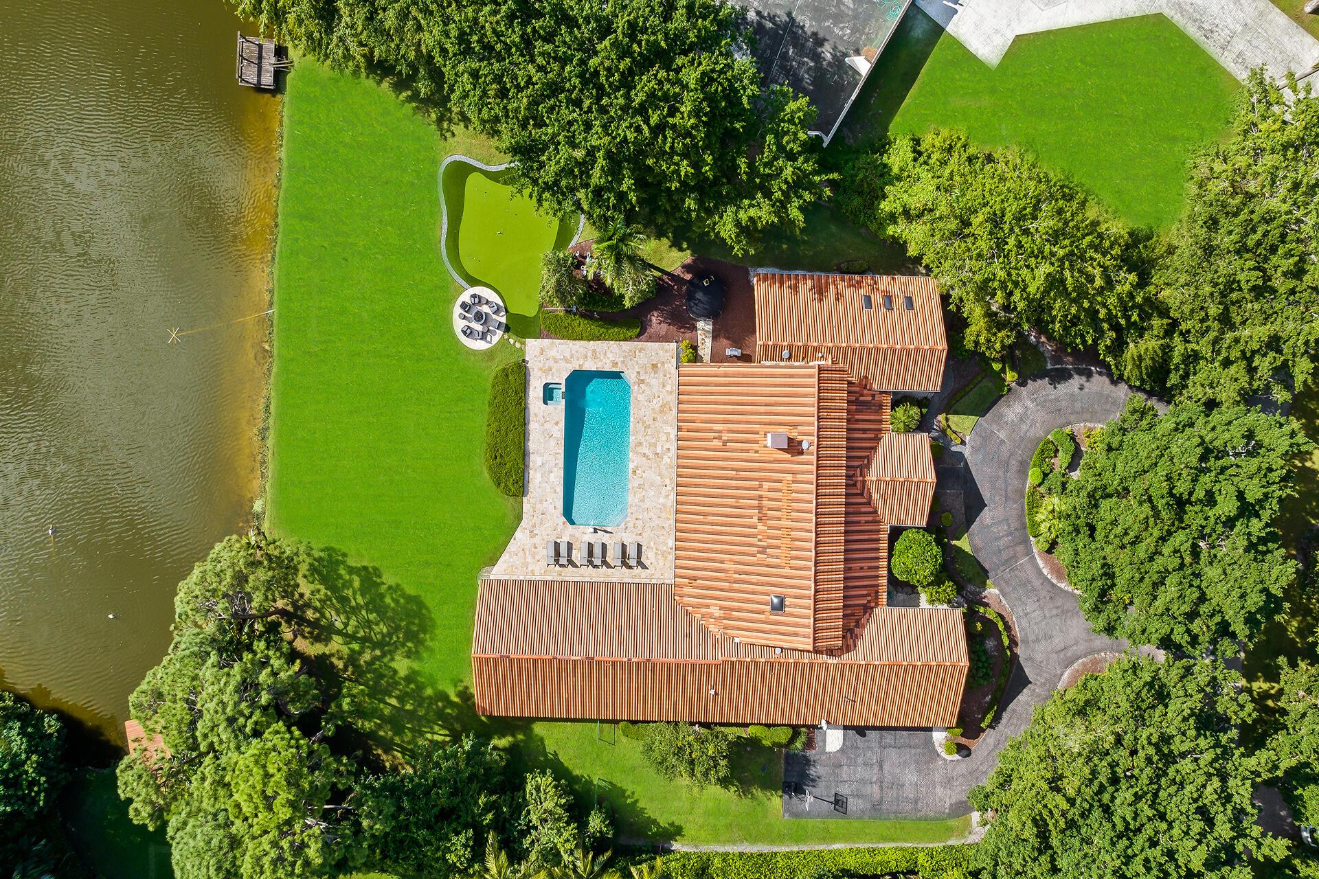 LONG LAKE ESTATES - Residential