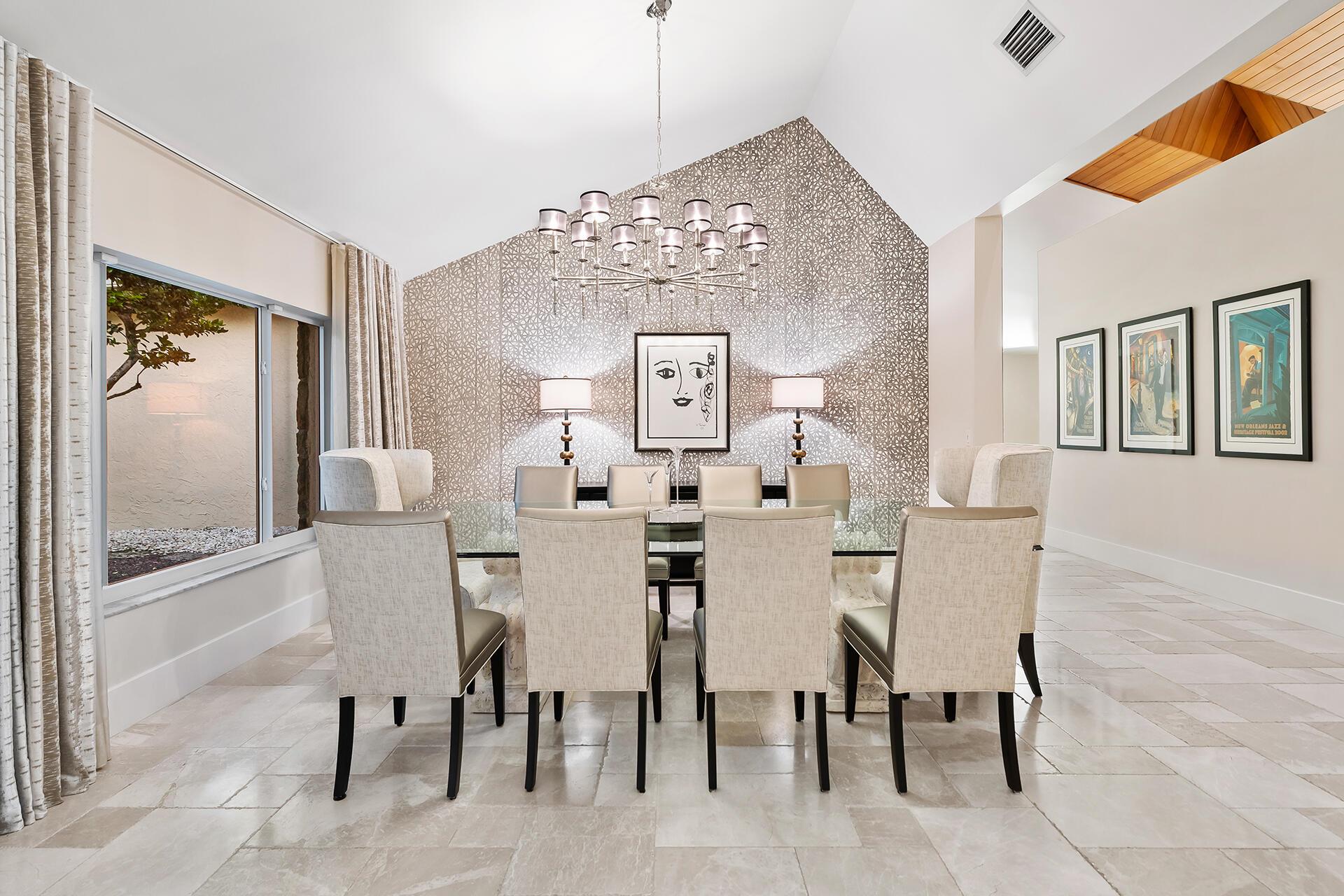 LONG LAKE ESTATES - Residential