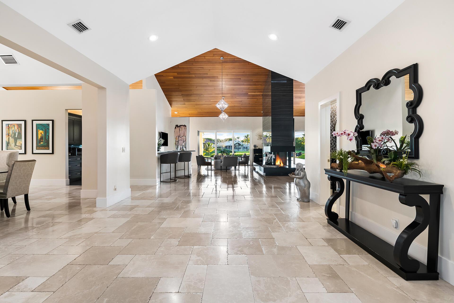 LONG LAKE ESTATES - Residential