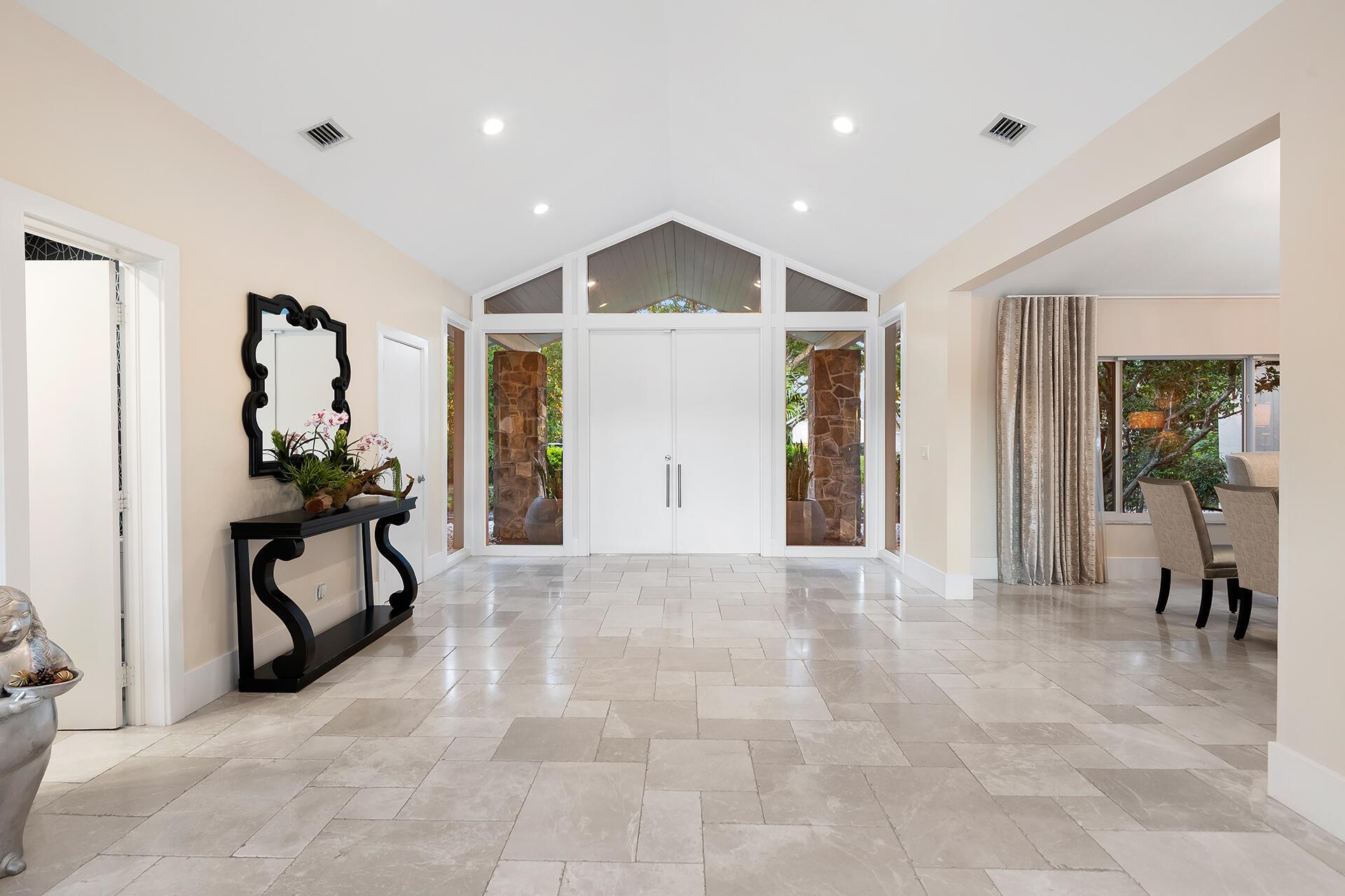 LONG LAKE ESTATES - Residential