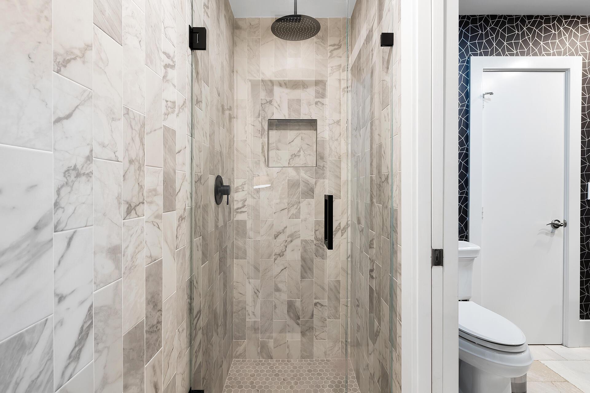 LONG LAKE ESTATES - Residential