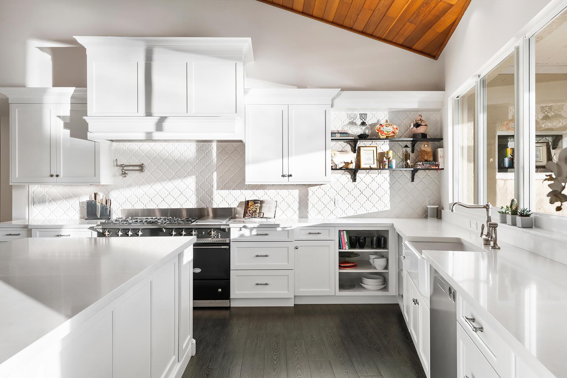 LONG LAKE ESTATES - Residential