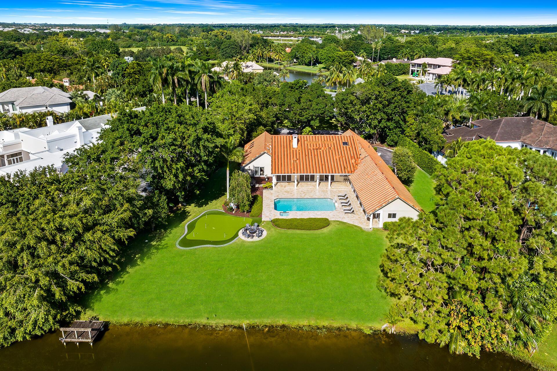 LONG LAKE ESTATES - Residential