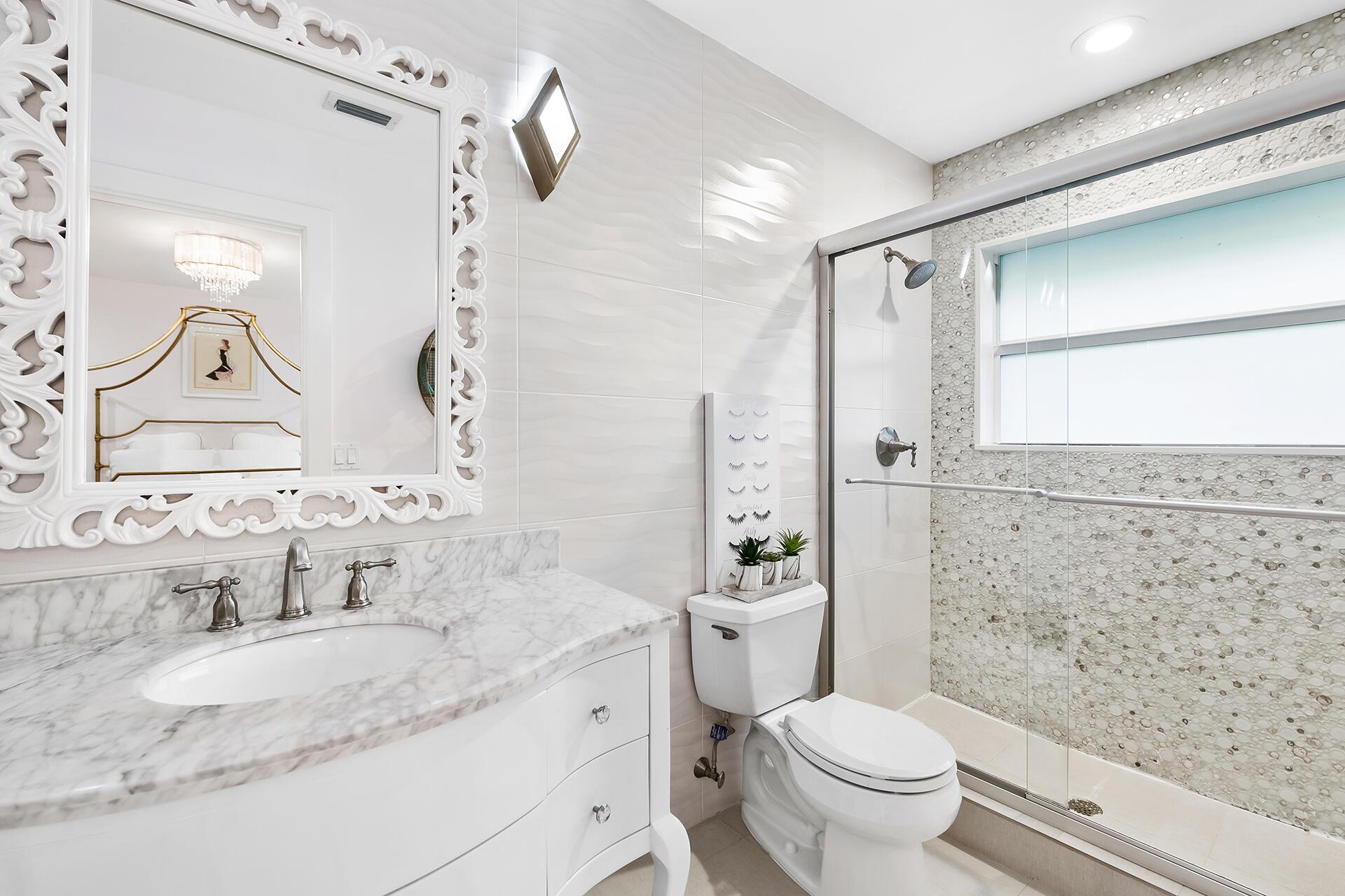 LONG LAKE ESTATES - Residential