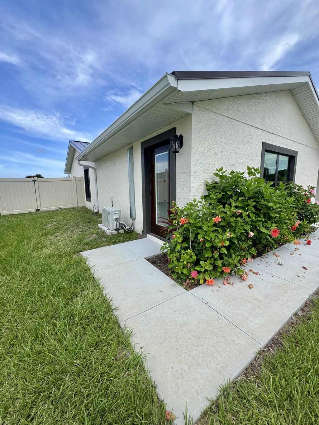 Photo of 2381 SE Pinero Road, Port Saint Lucie, FL 34952 (MLS # B26039589)