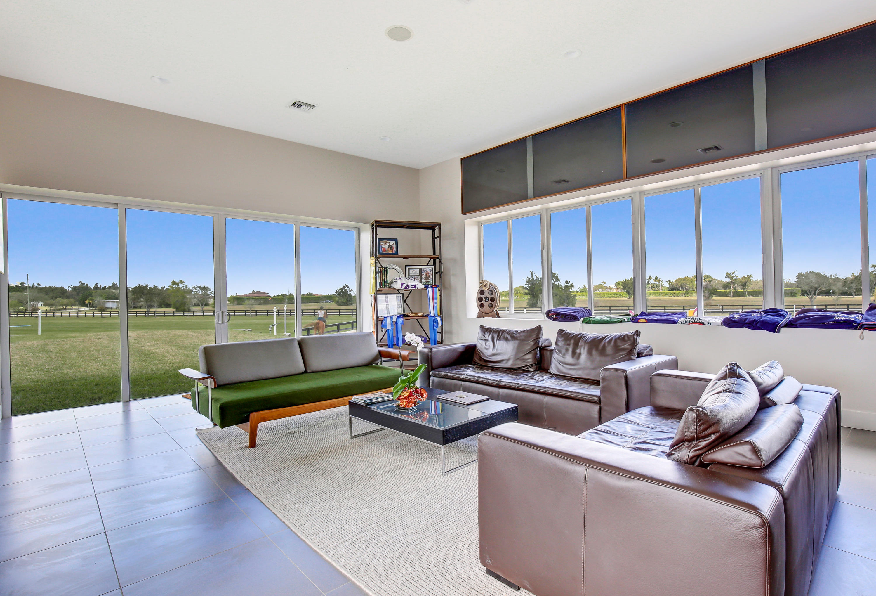 PALM BEACH POINT - Residential