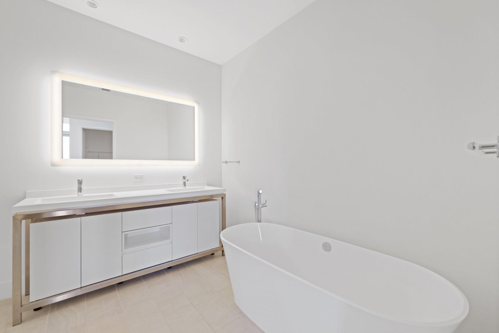 One Metropica - Residential