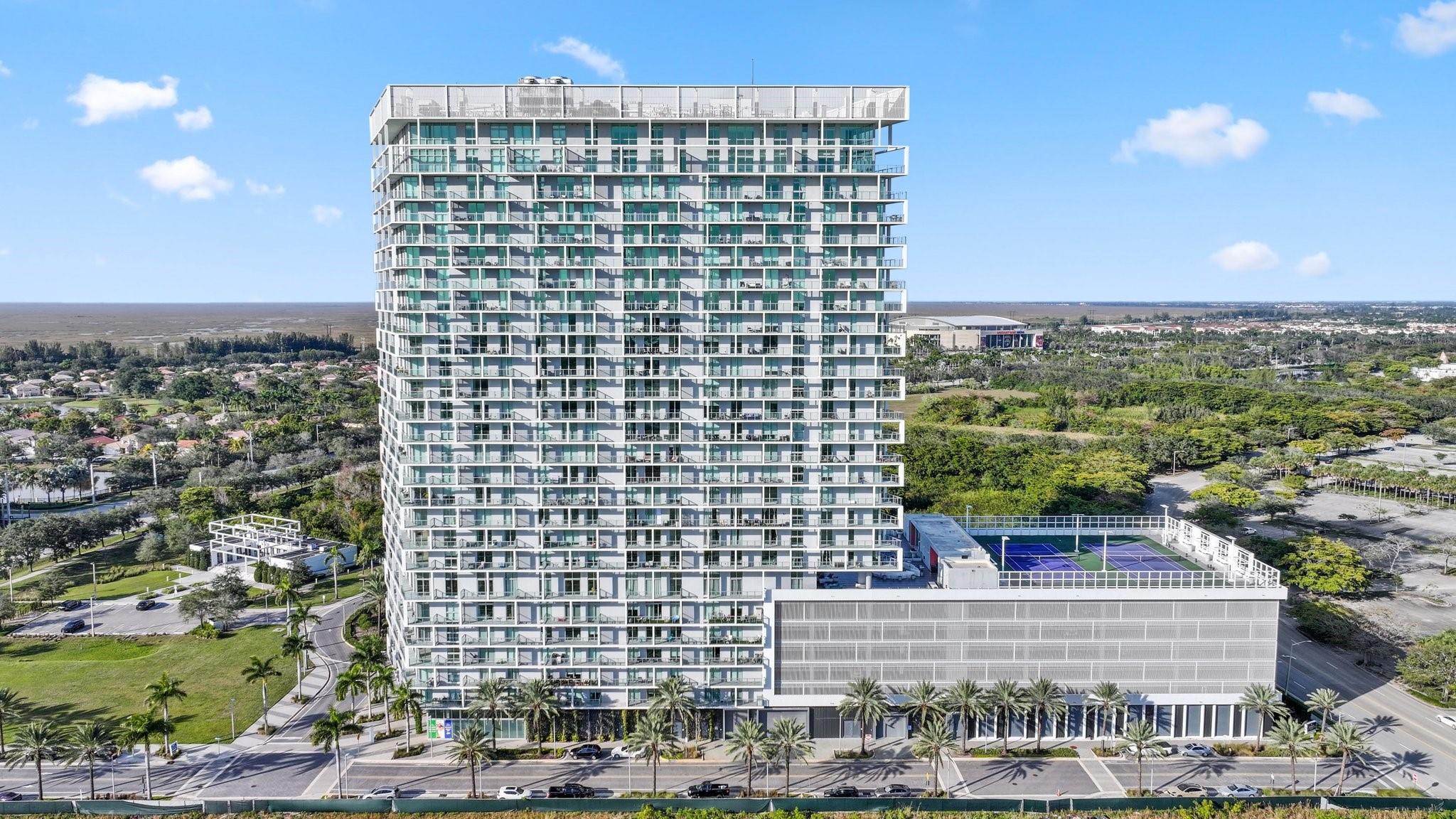 One Metropica - Residential