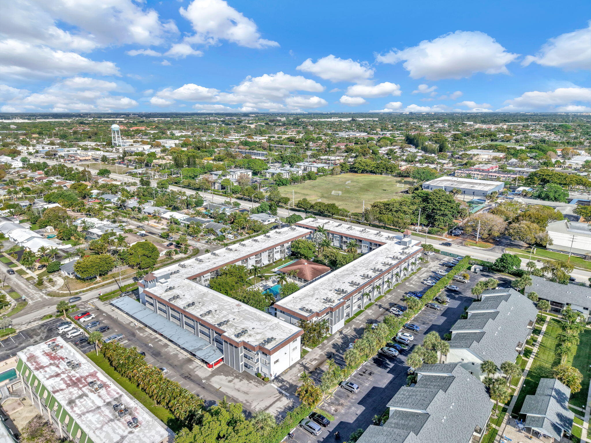 DEERFIELD BEACH GARDENS CONDO - Residential