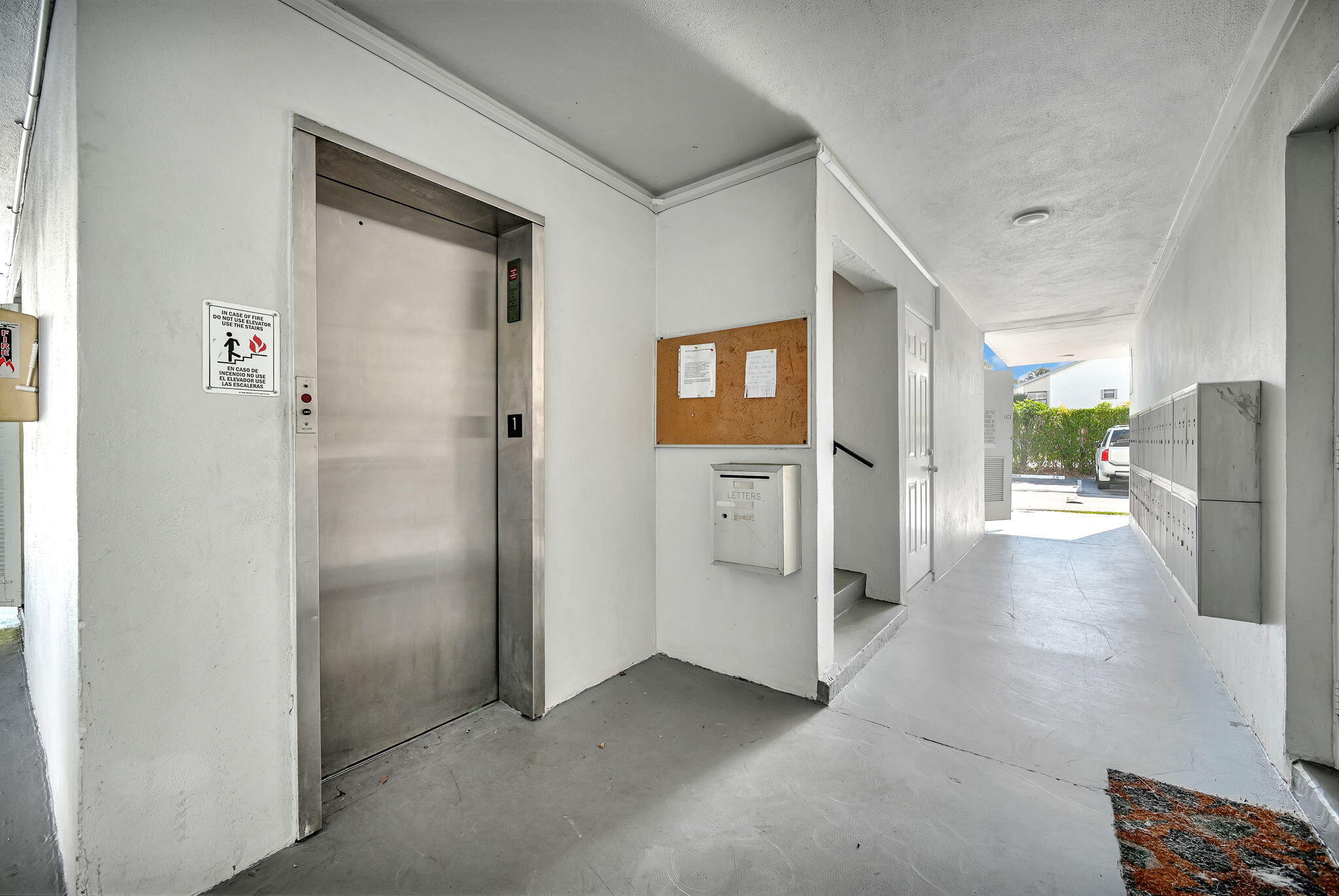 DEERFIELD BEACH GARDENS CONDO - Residential