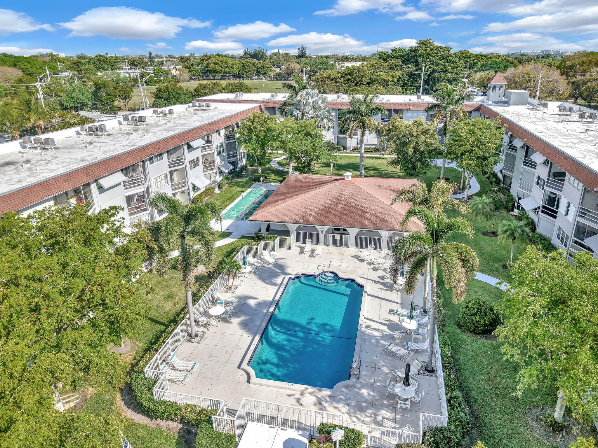 DEERFIELD BEACH GARDENS CONDO - Residential