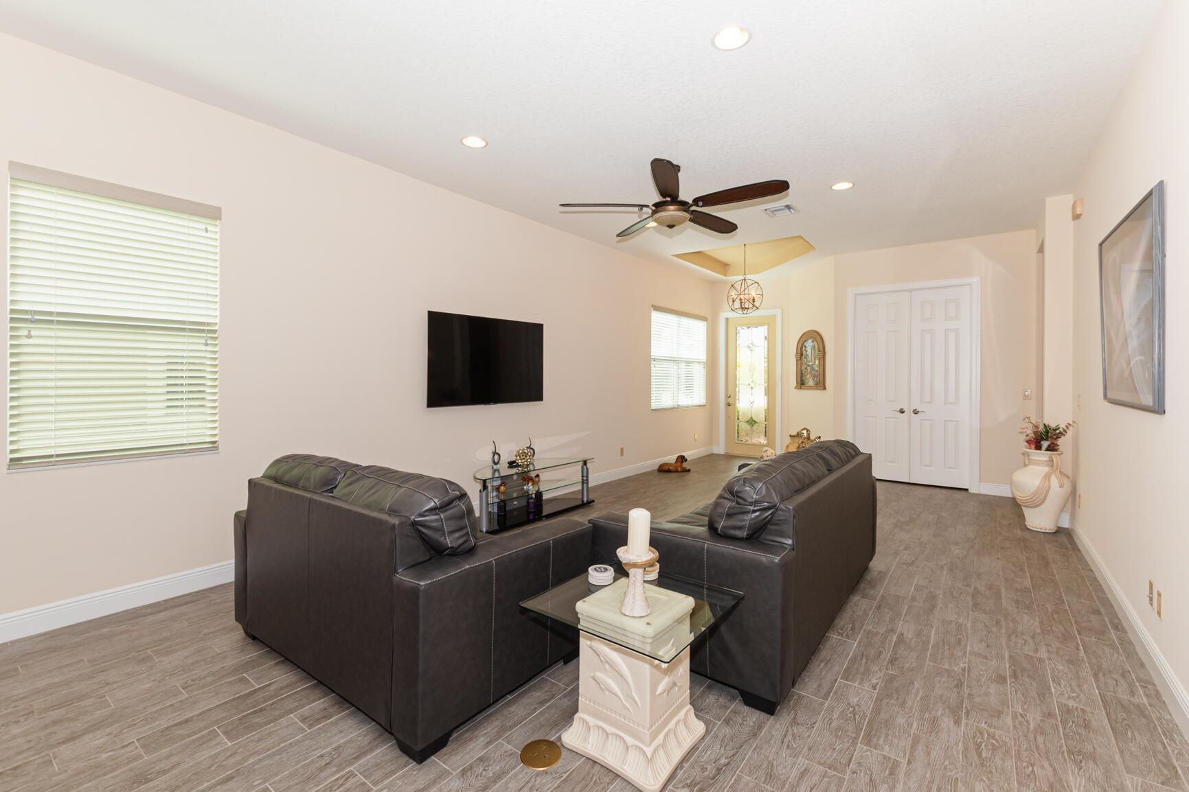 VERANO - Residential