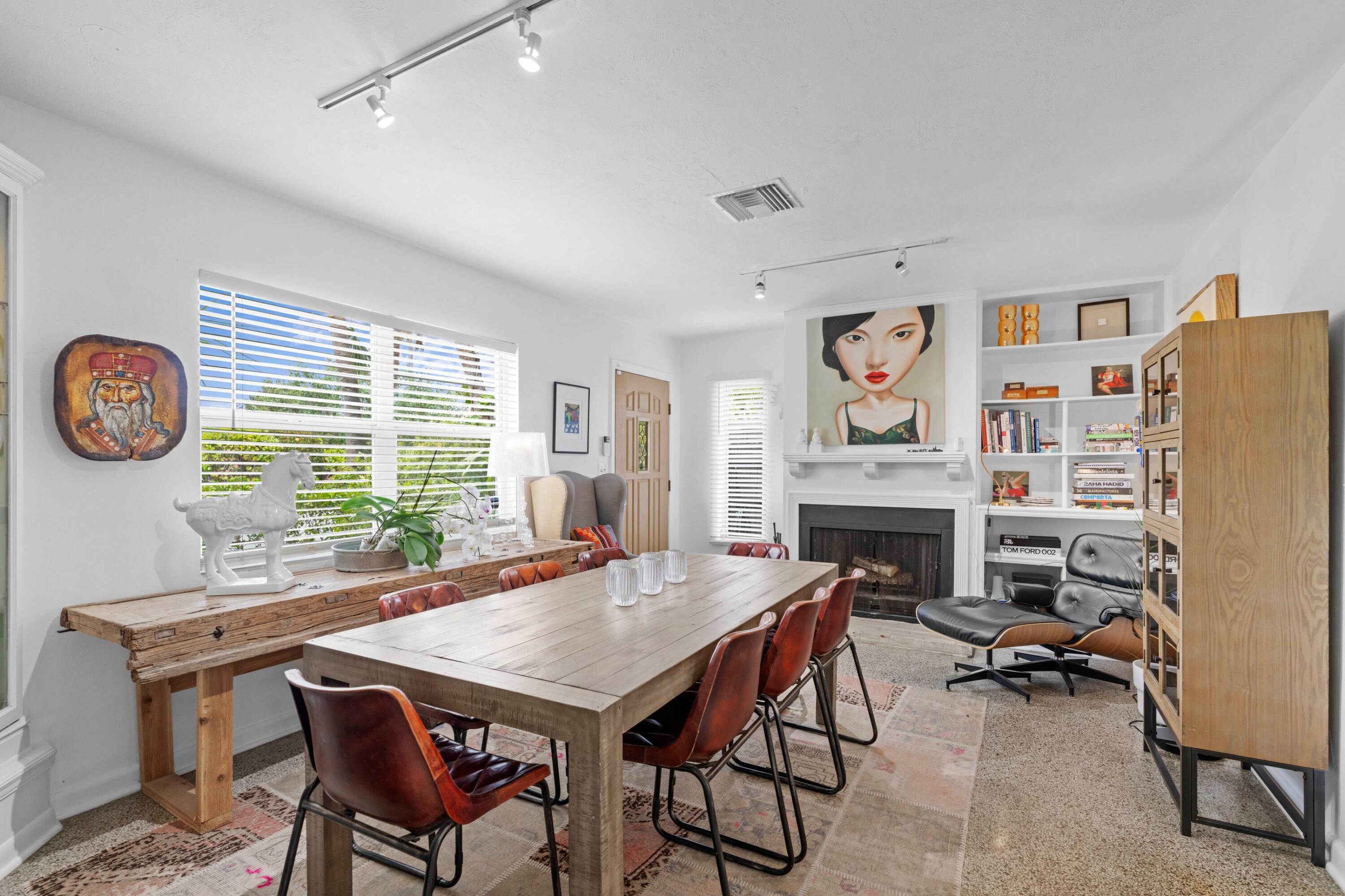 NORTH LAKE WORTH - Residential