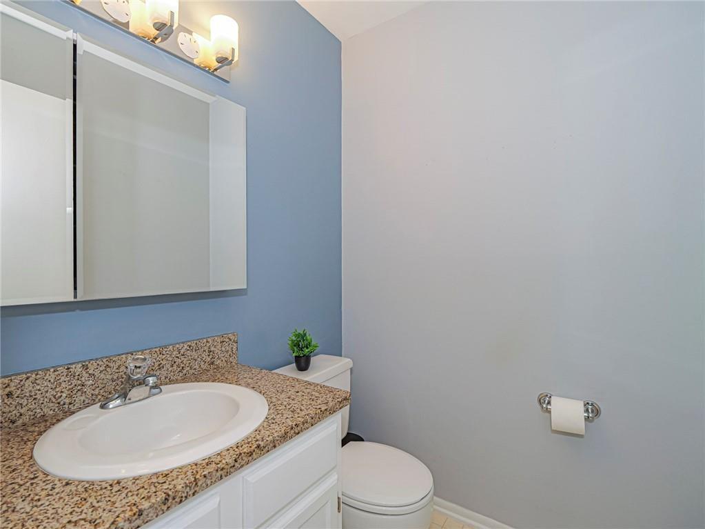 VISTA ROYALE PHASE IV BLDGS 83-111 - Residential