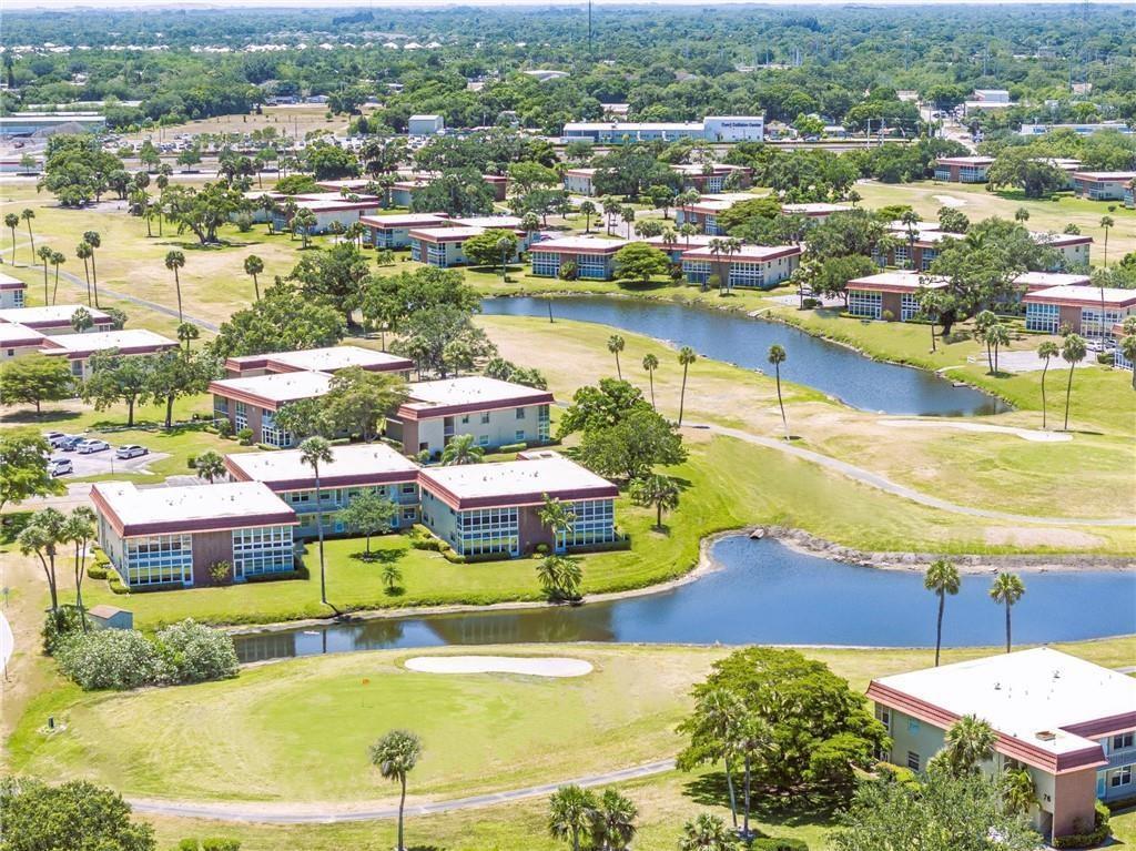 VISTA ROYALE PHASE IV BLDGS 83-111 - Residential