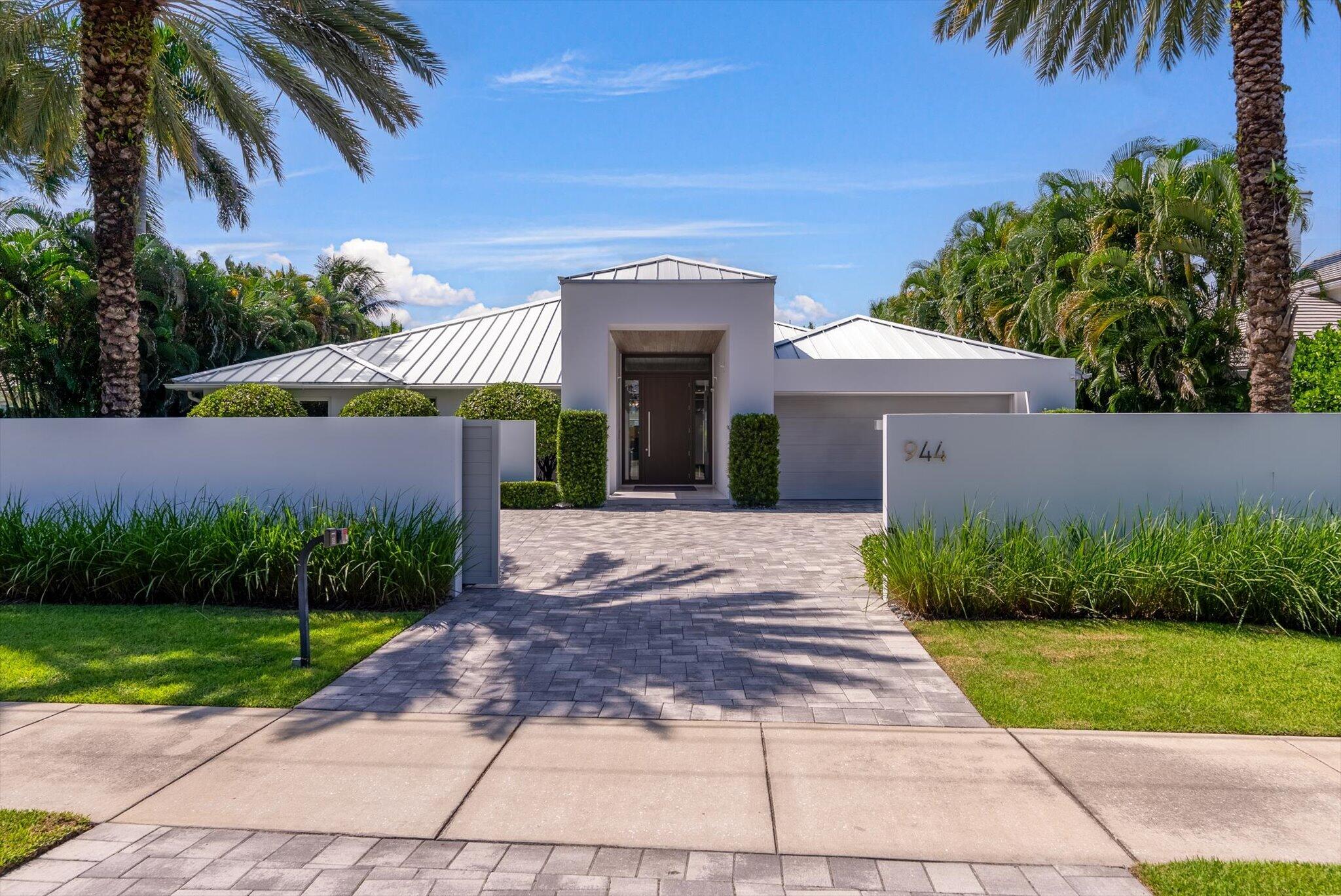 944 S Ocean Boulevard