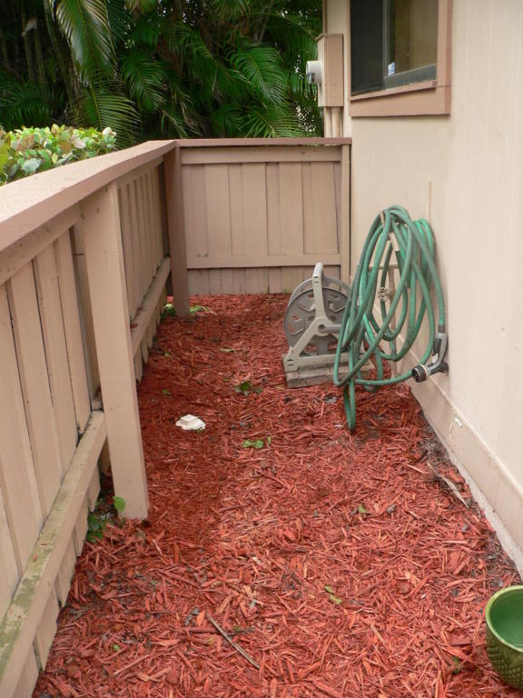 BOYNTON LAKES - Residential