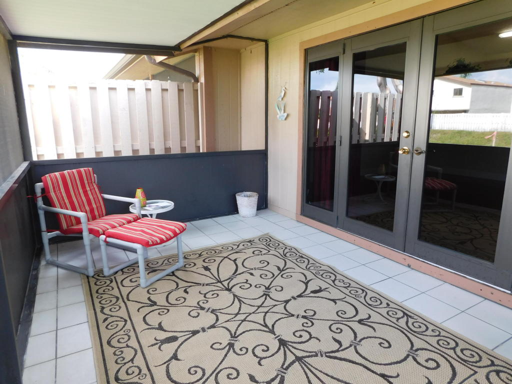 BOYNTON LAKES - Residential