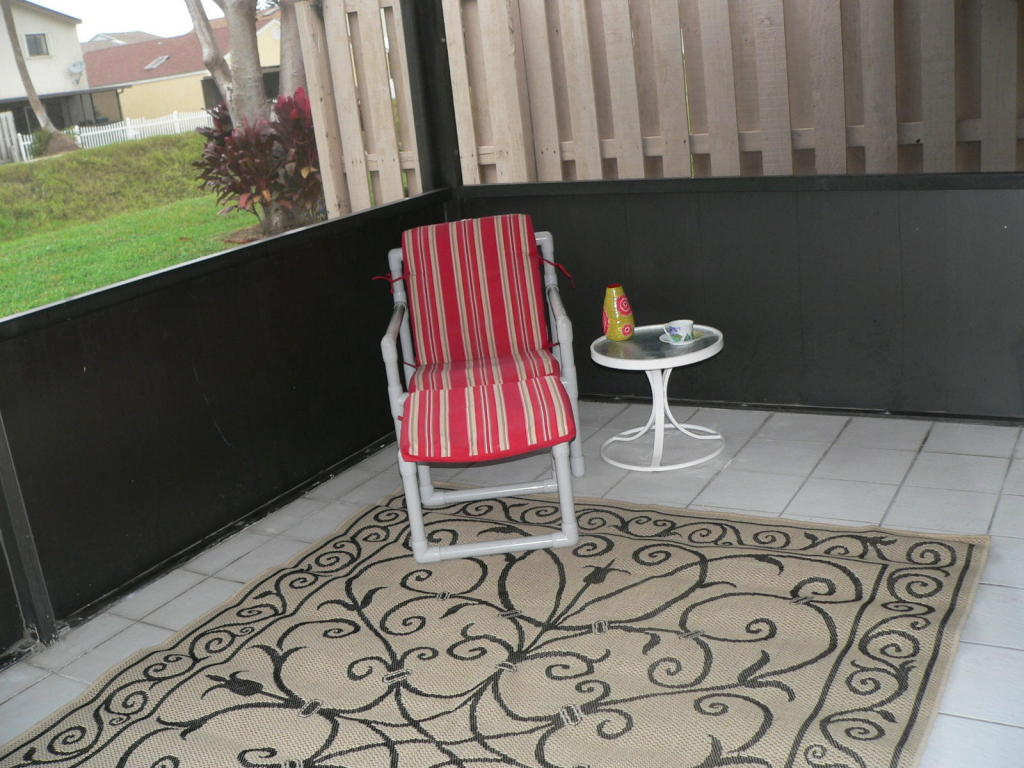 BOYNTON LAKES - Residential