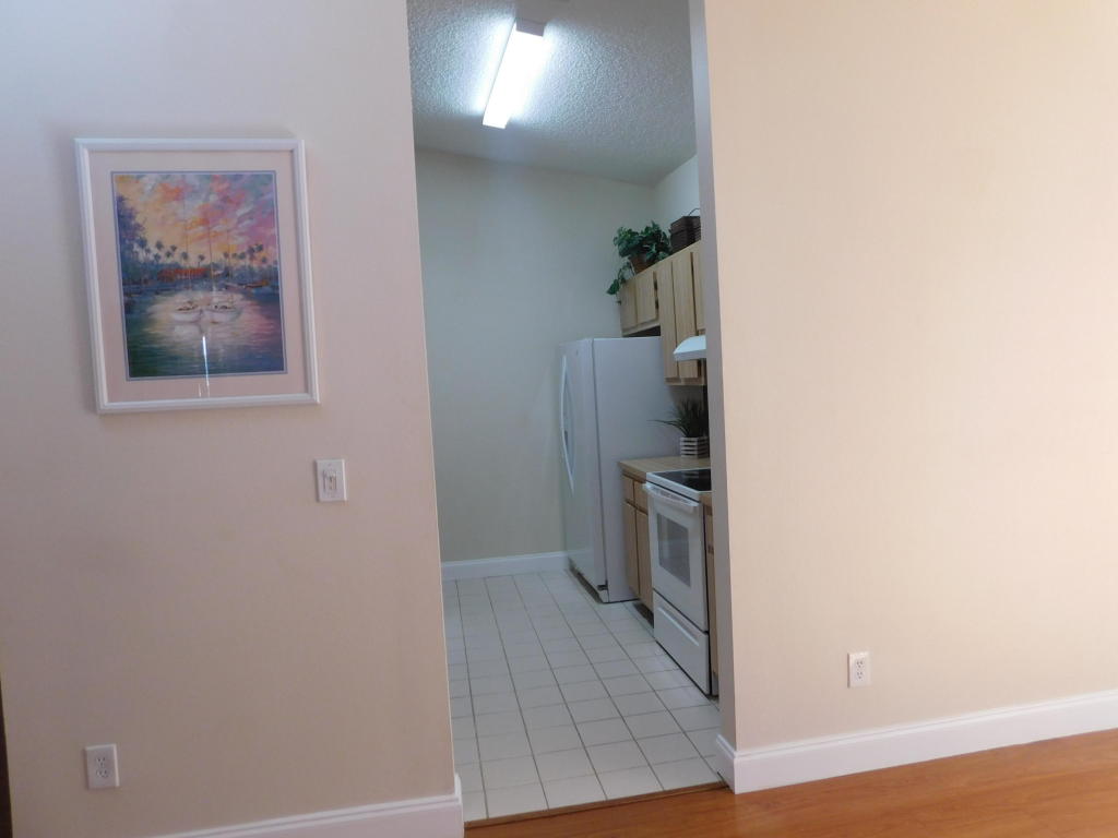 BOYNTON LAKES - Residential