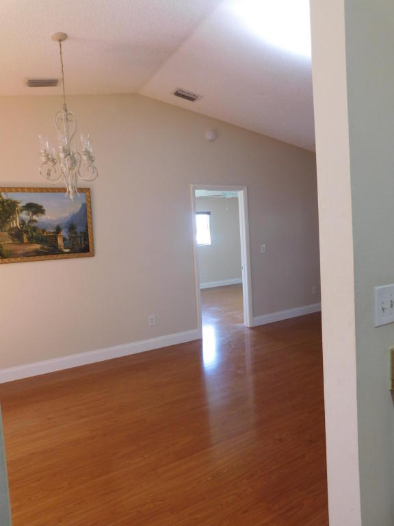 BOYNTON LAKES - Residential