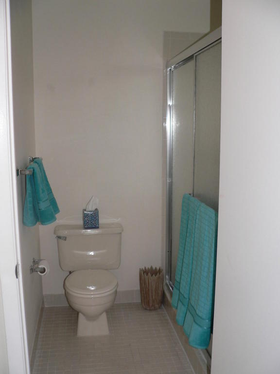 BOYNTON LAKES - Residential