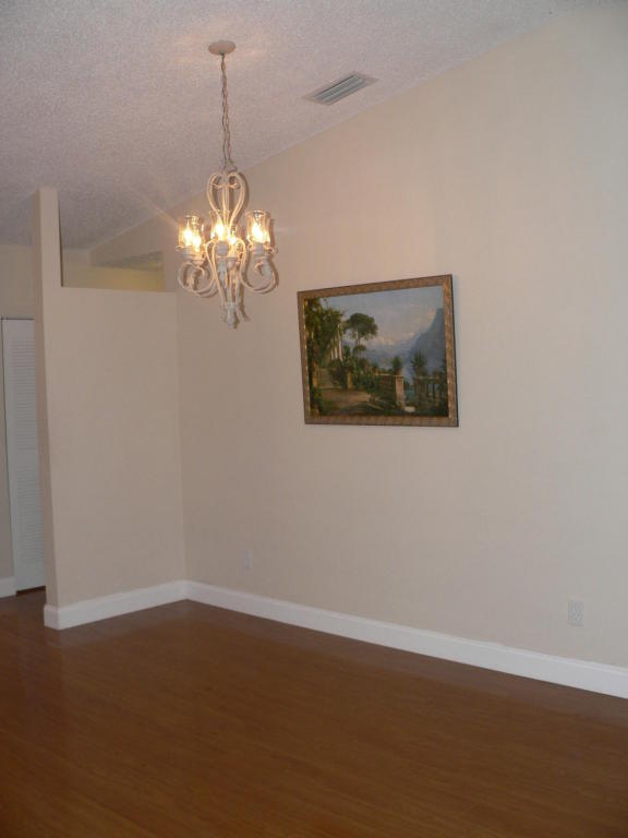 BOYNTON LAKES - Residential