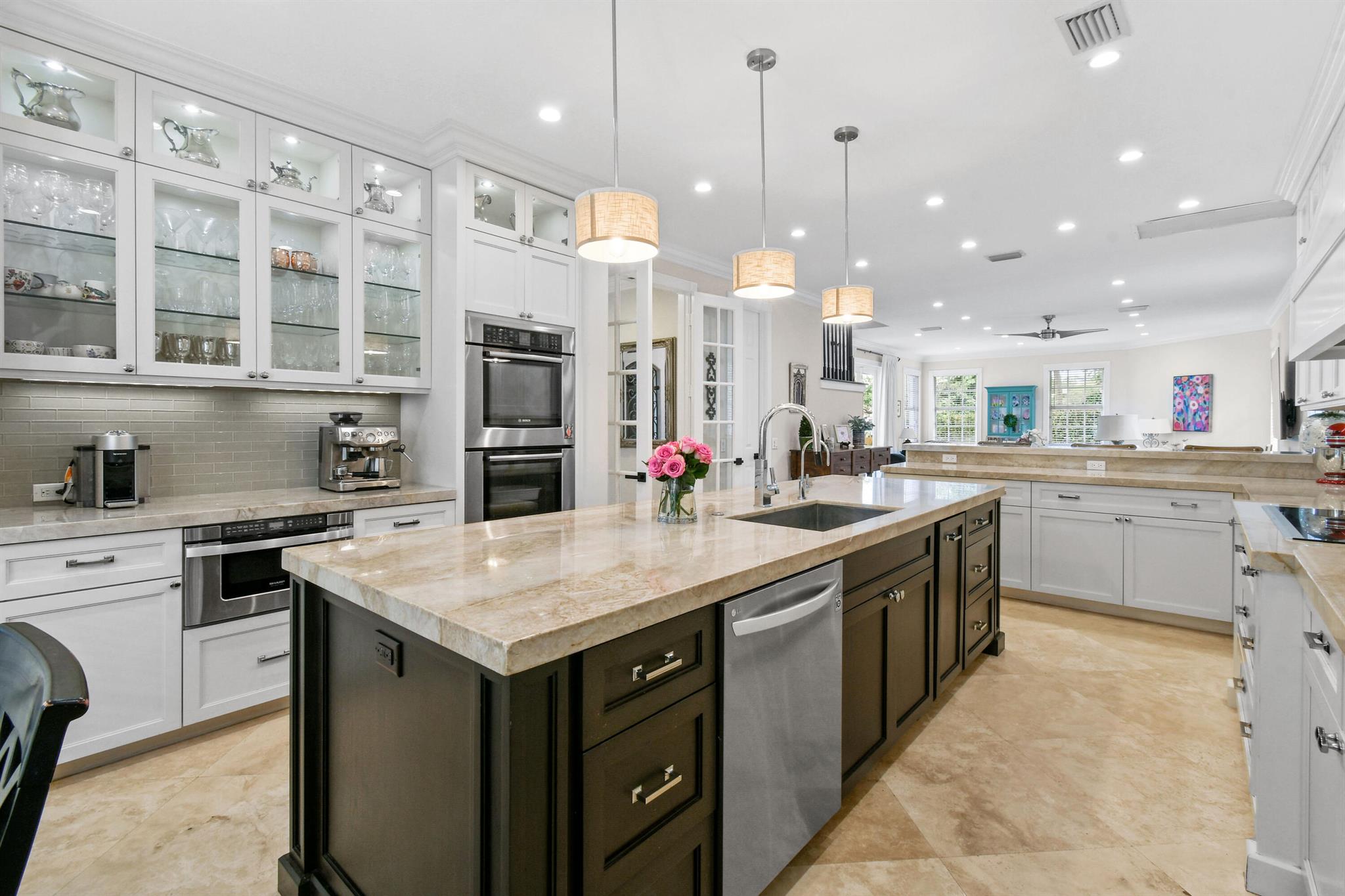 HERITAGE OAKS - Residential