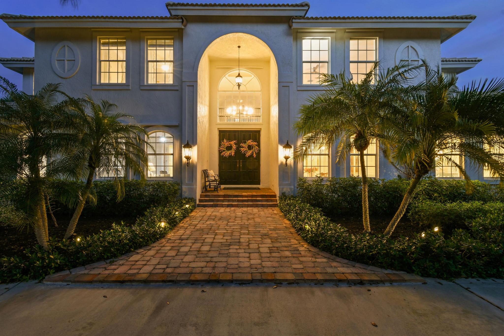 HERITAGE OAKS - Residential