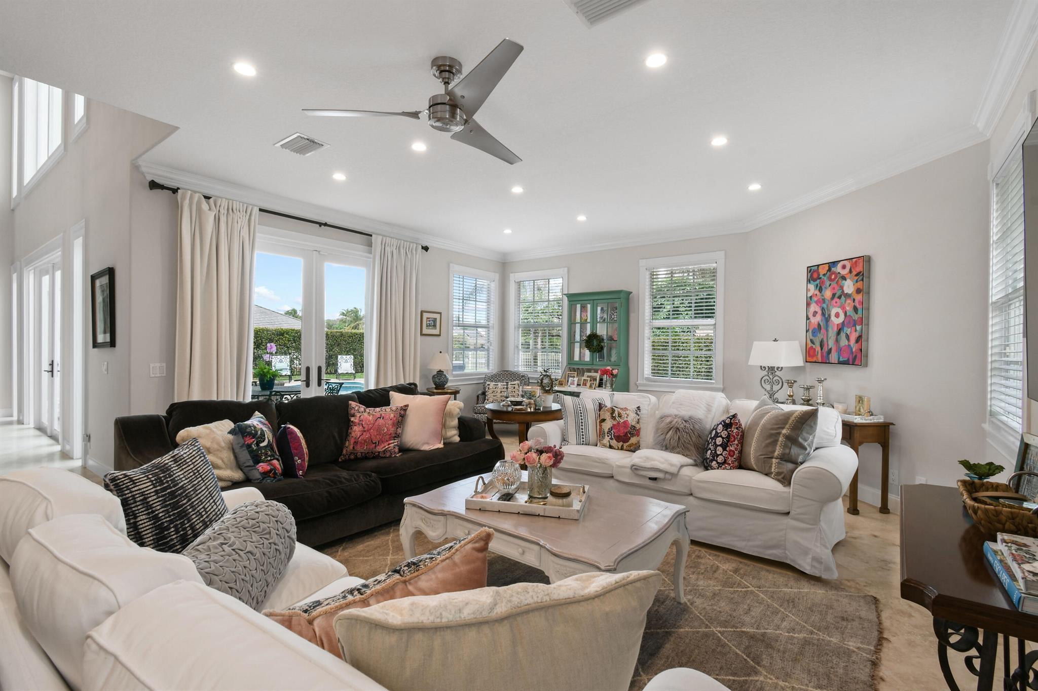 HERITAGE OAKS - Residential