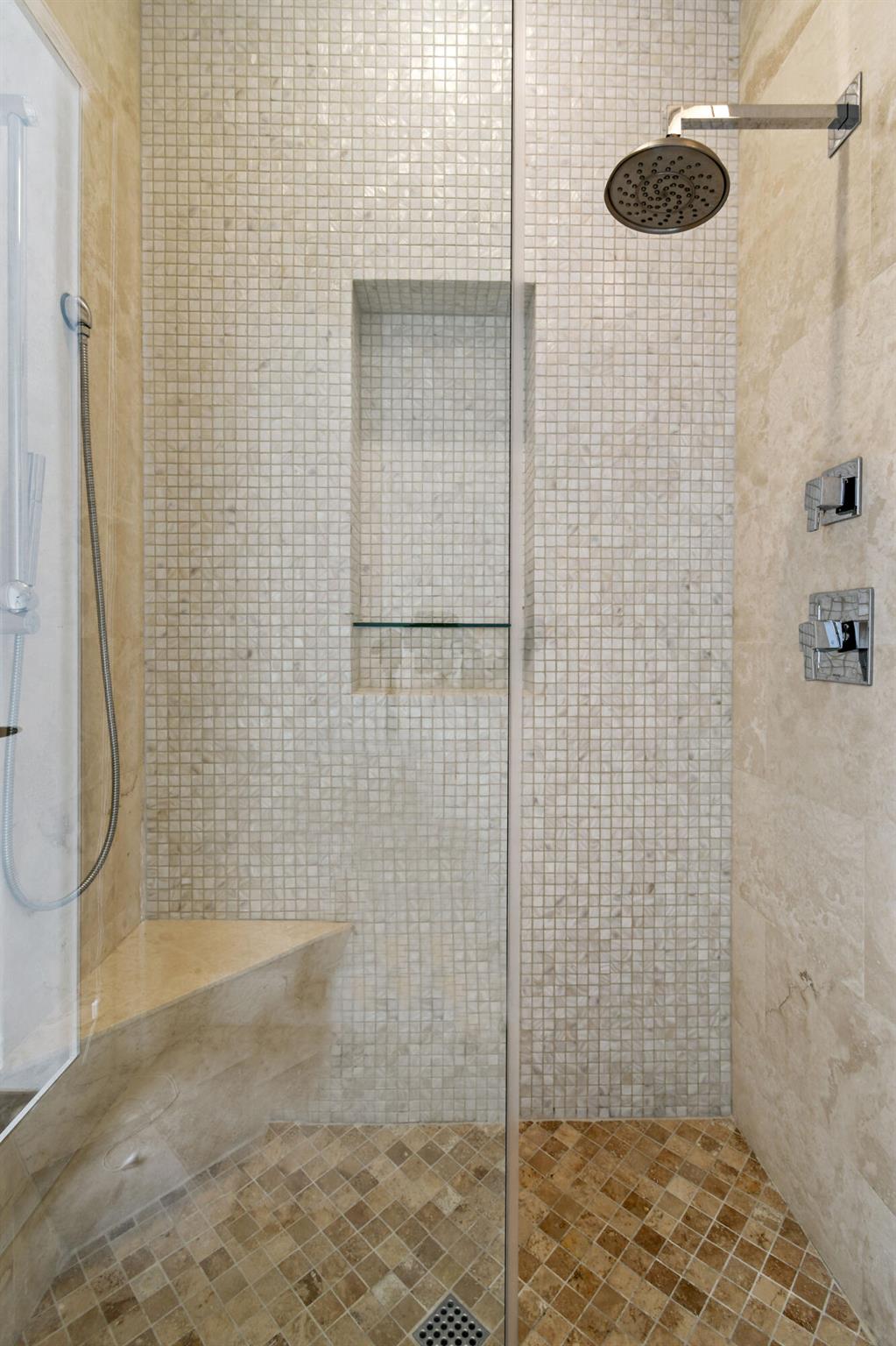 HERITAGE OAKS - Residential