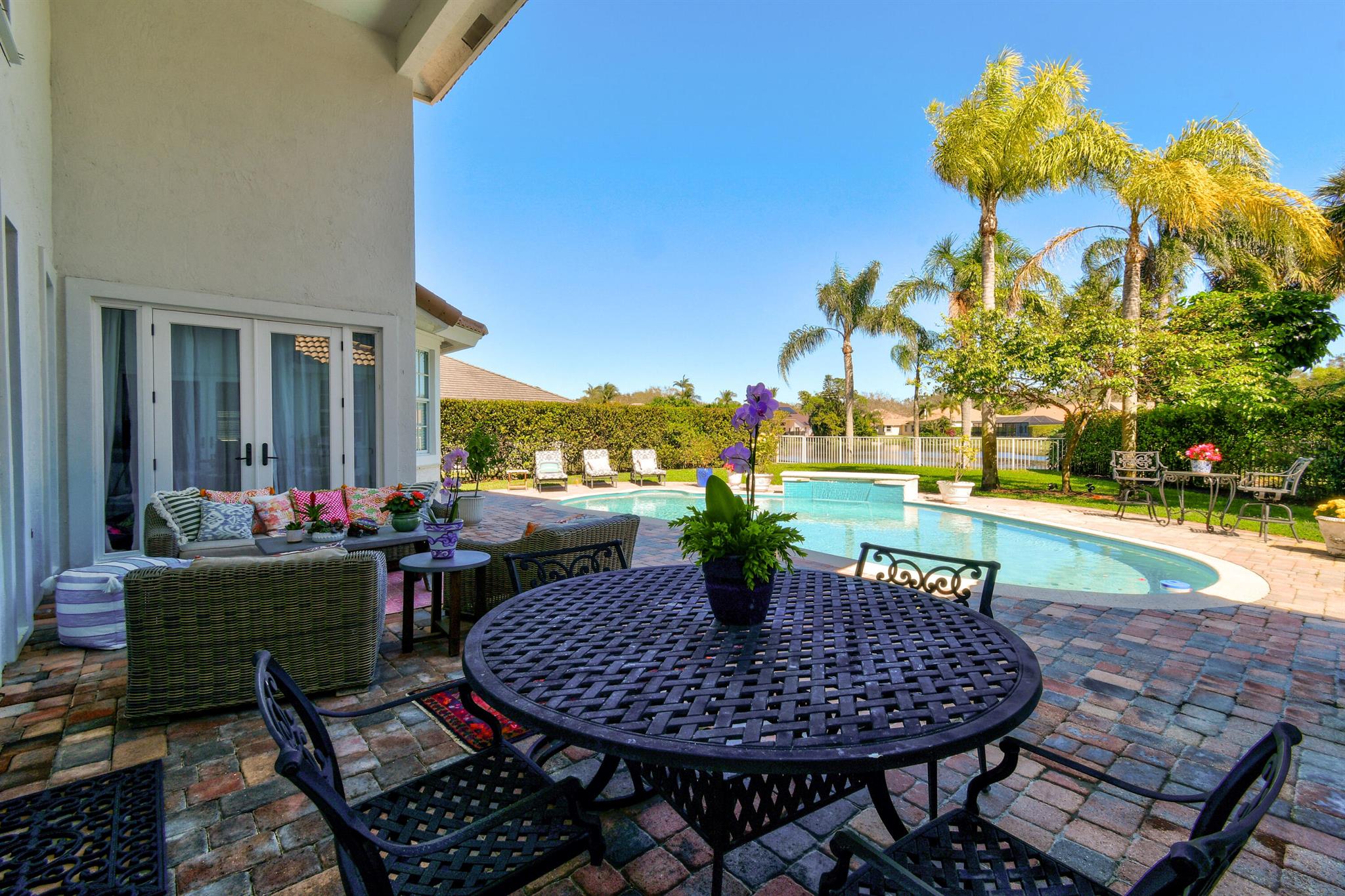 HERITAGE OAKS - Residential