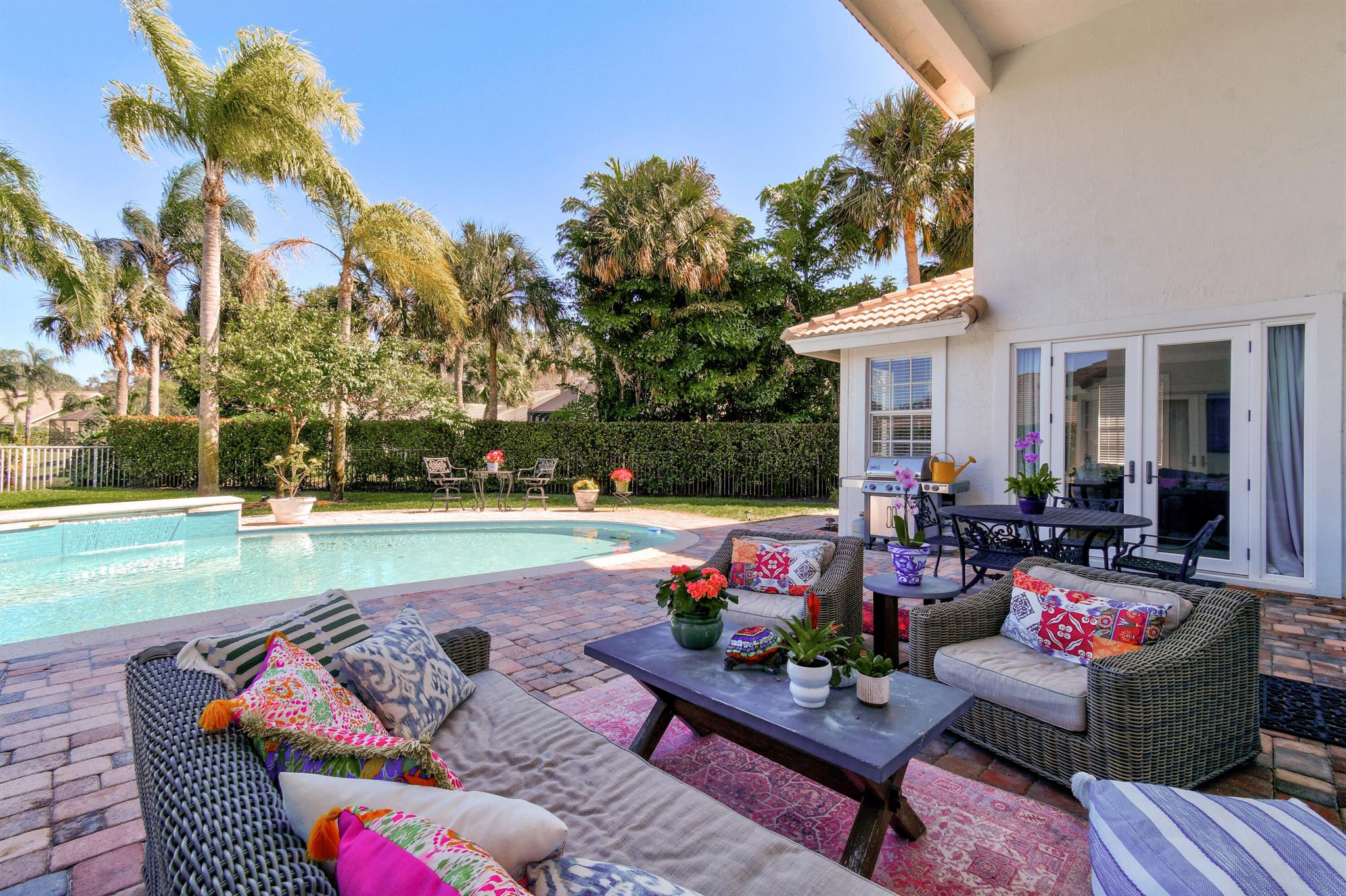 HERITAGE OAKS - Residential