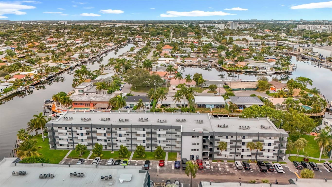 Island Club - Residential